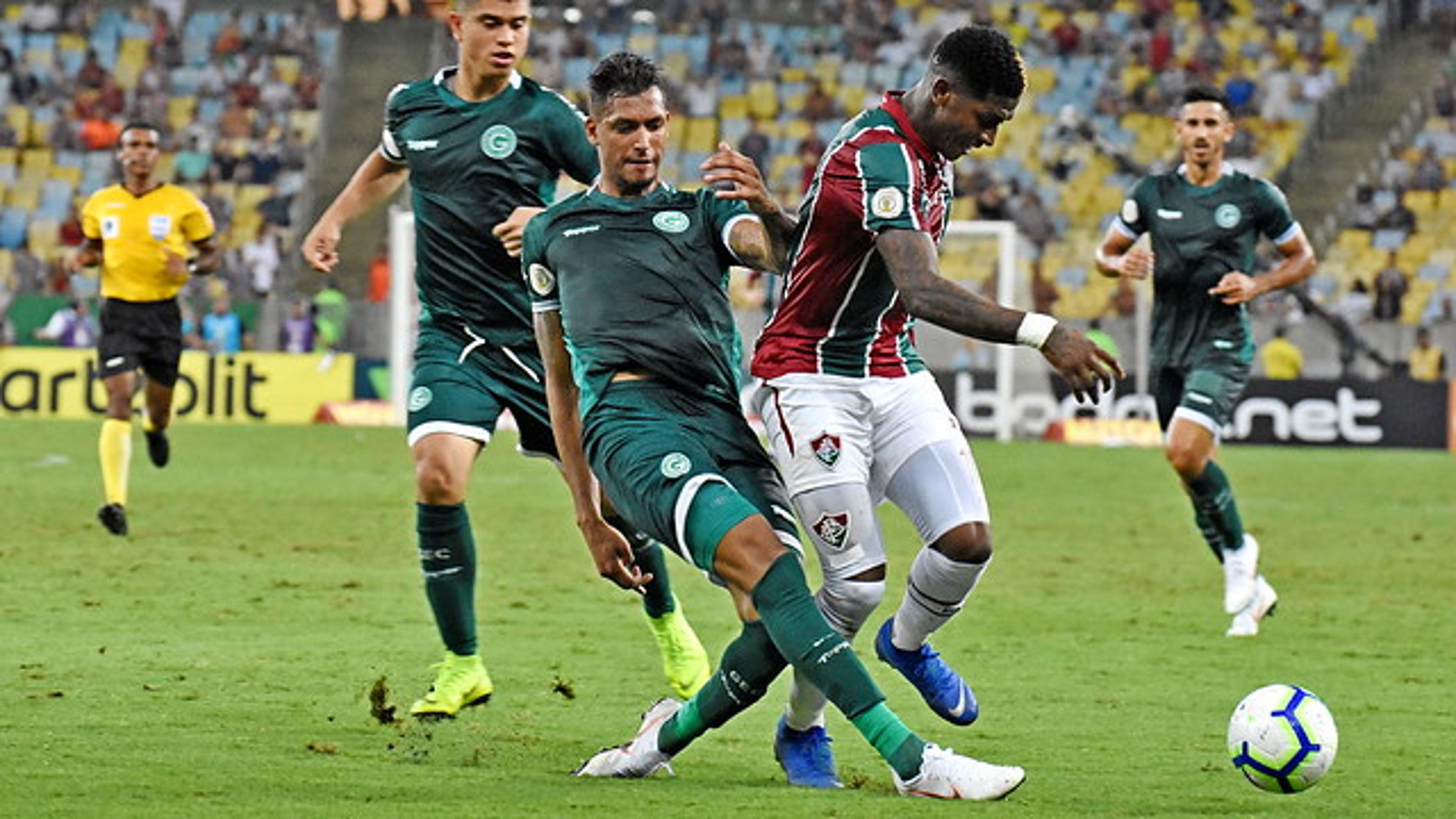 Fluminense peca na criatividade e vê Goiás ser cirúrgico no Brasileirão