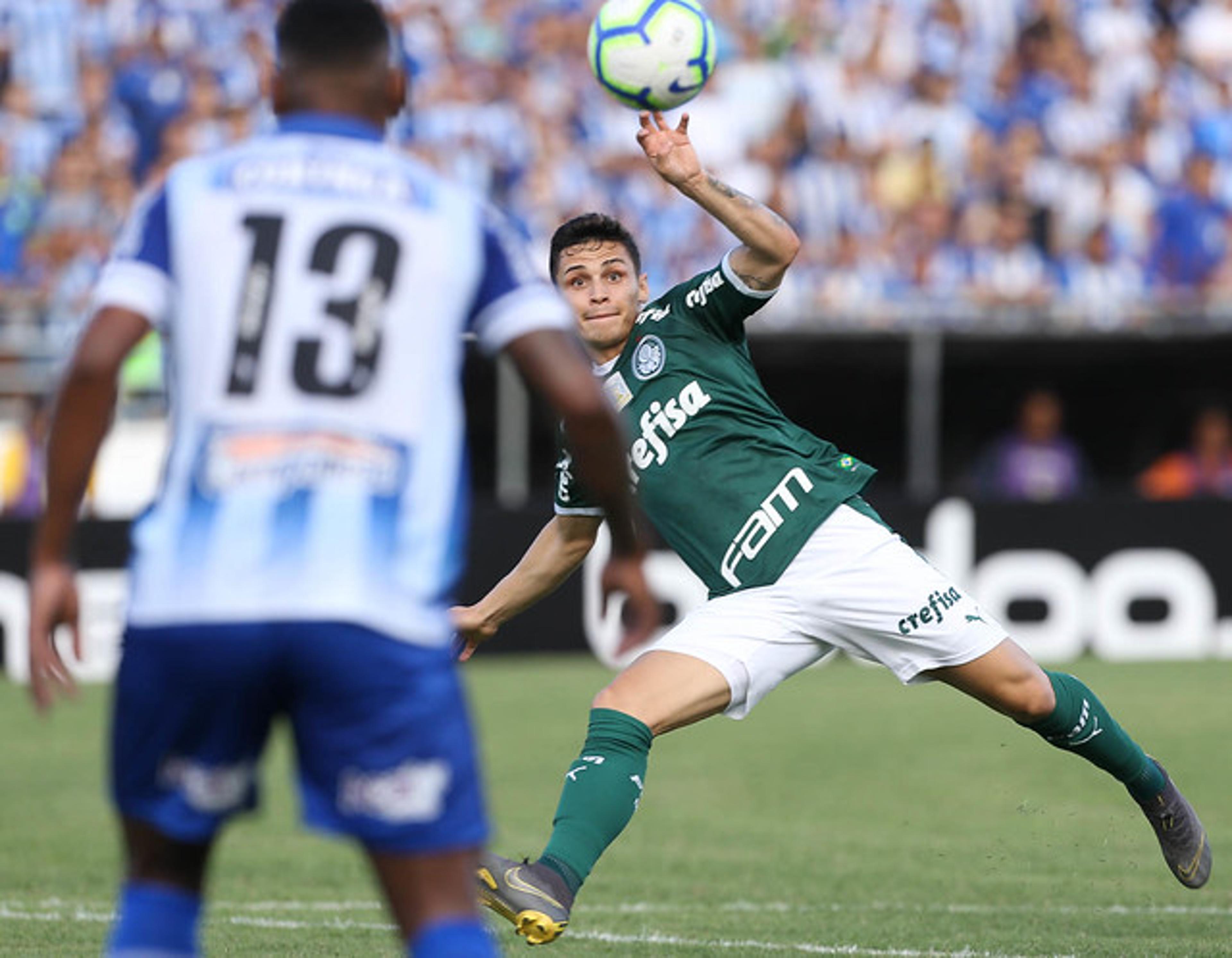 Frustração alviverde! Palmeiras vacila e cede empate ao CSA