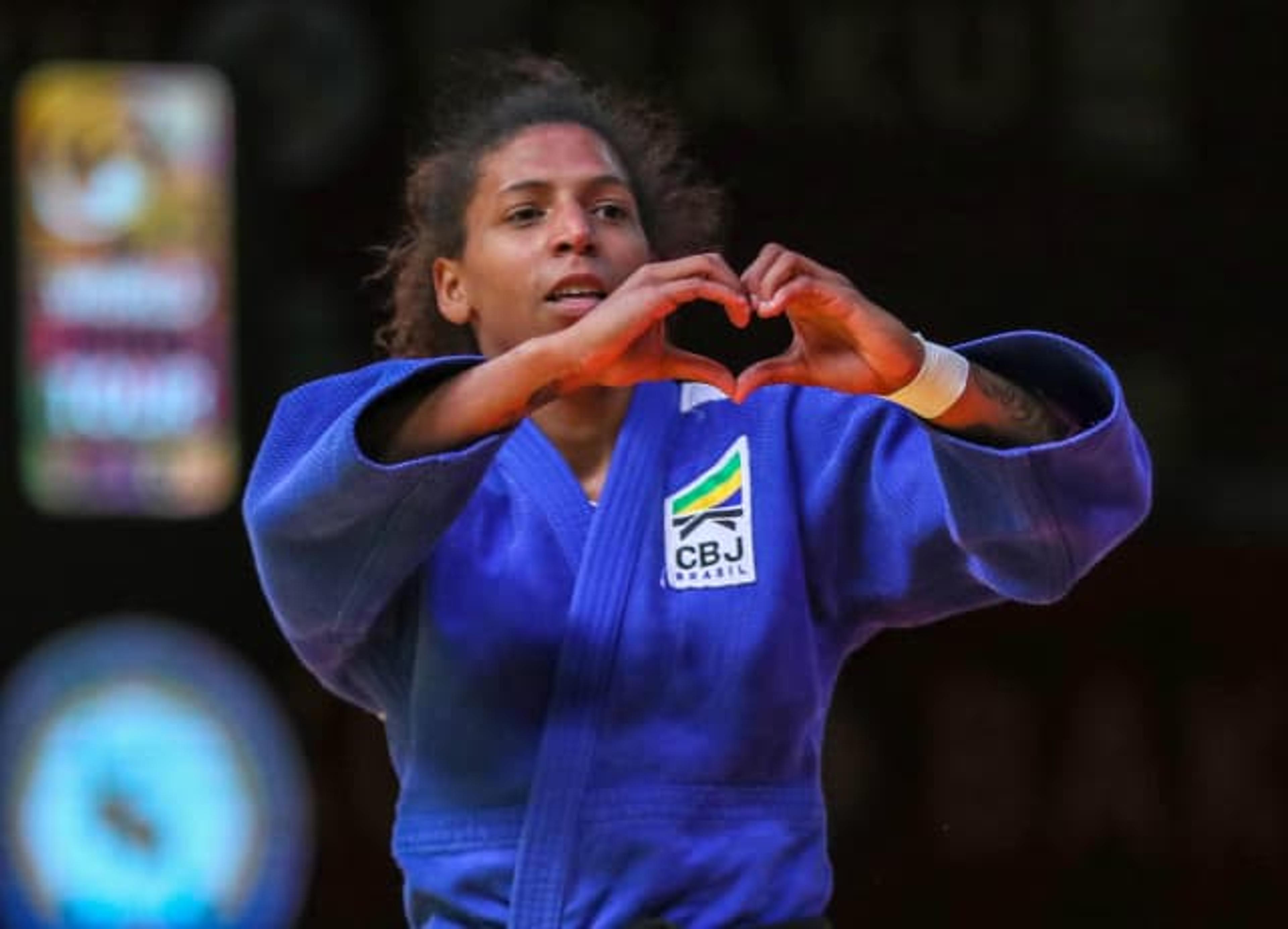 Felipe Kitadai e Rafaela Silva são campeões do Grand Slam de Baku