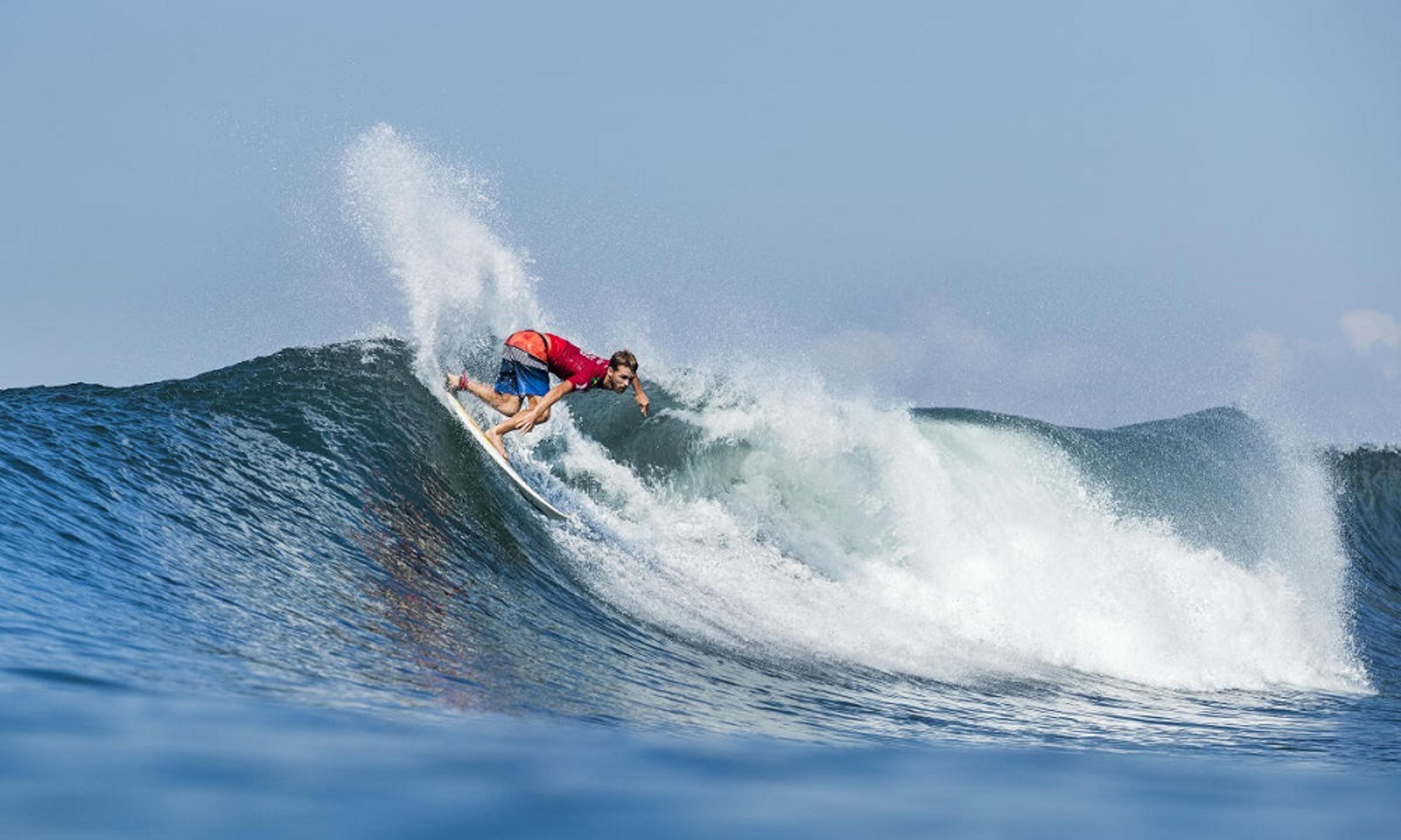 Brasil segue 100% na terceira etapa do Mundial de Surfe na Indonésia