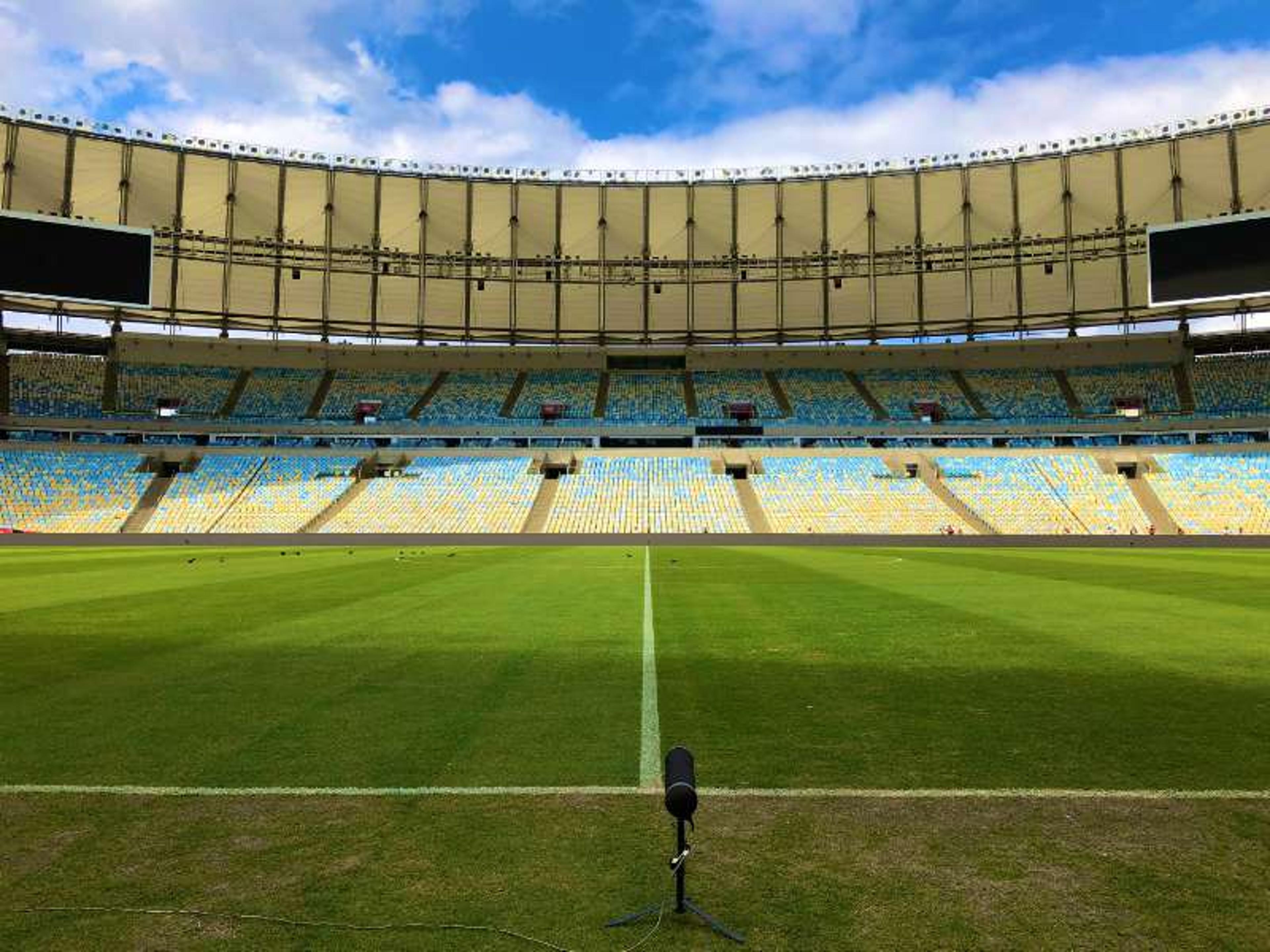 Medidas do governo do Rio preveem 50% de capacidade nos estádios e distanciamento entre torcedores