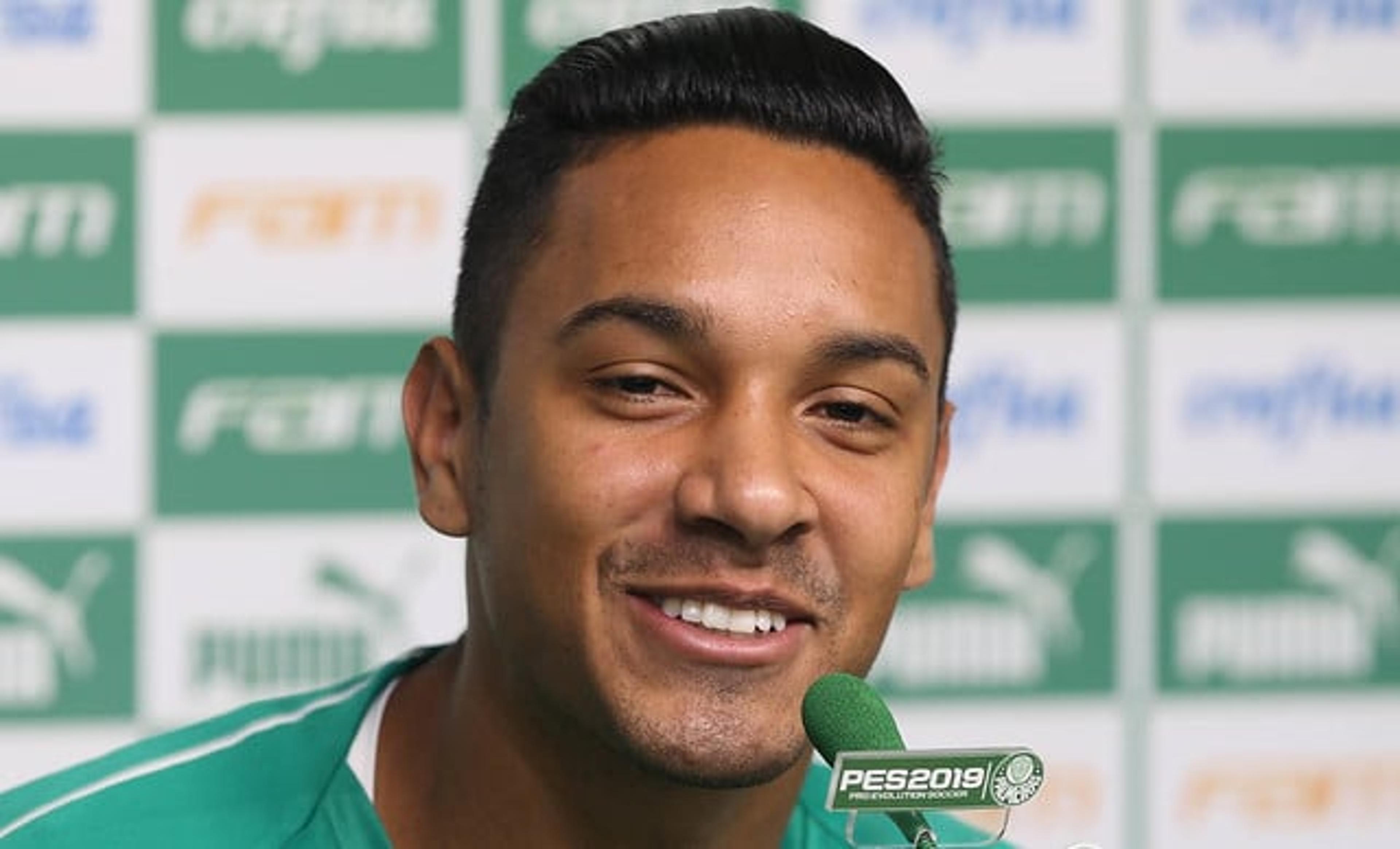 Antônio Carlos cita até Borja para explicar Palmeiras que não leva gol