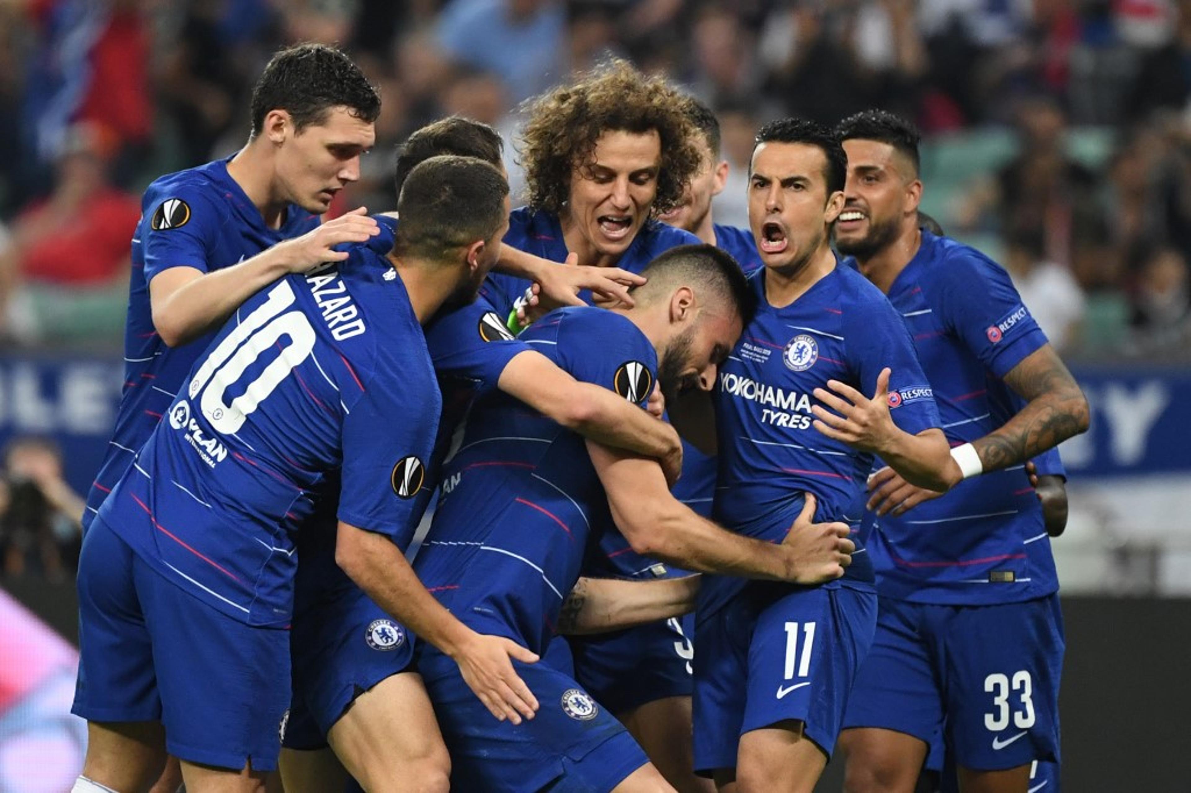 Hazard brilha, Chelsea goleia Arsenal e é campeão invicto da Liga Europa