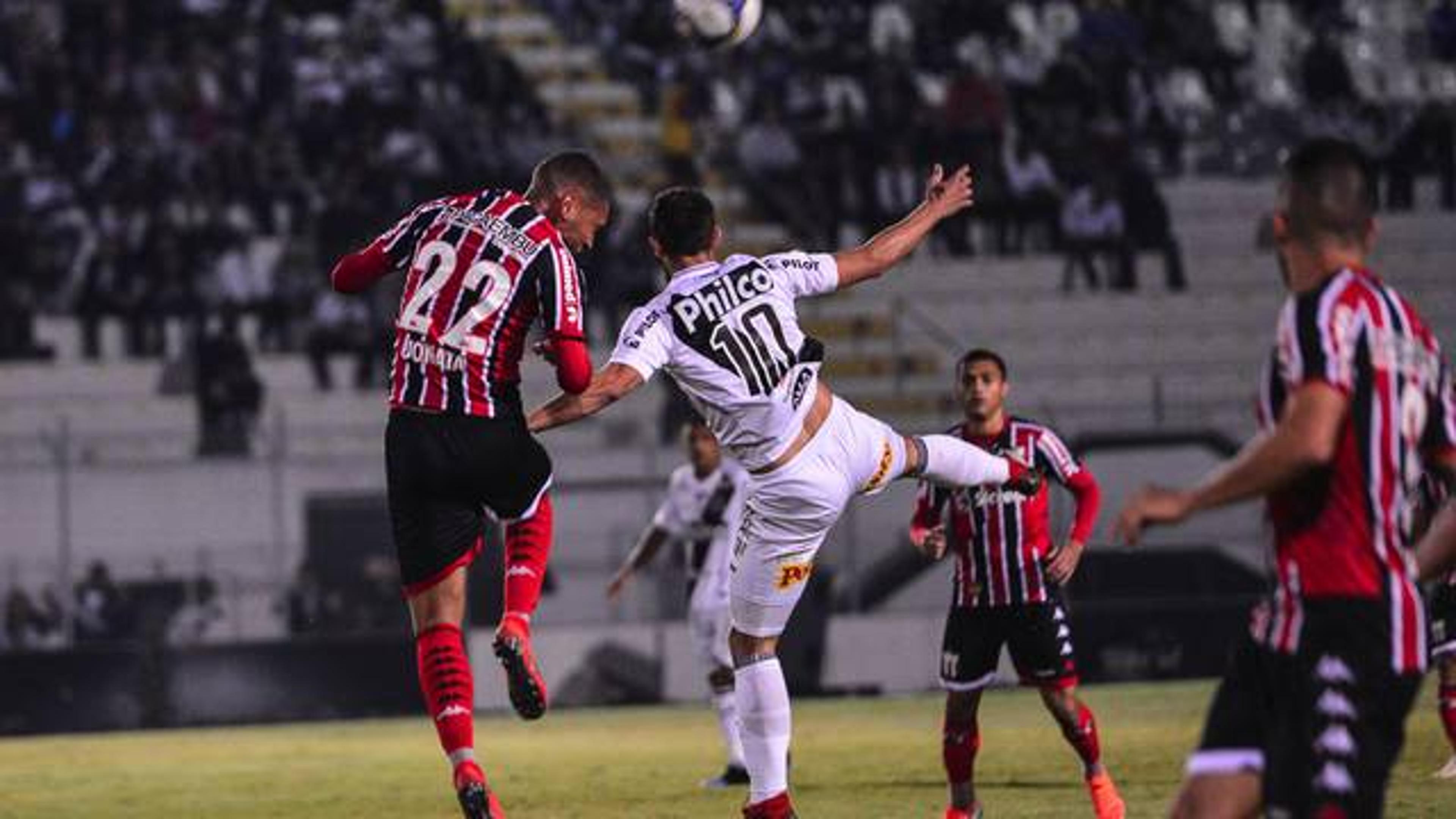 Em jogo equilibrado, Ponte Preta e Botafogo-SP ficam no empate sem gols