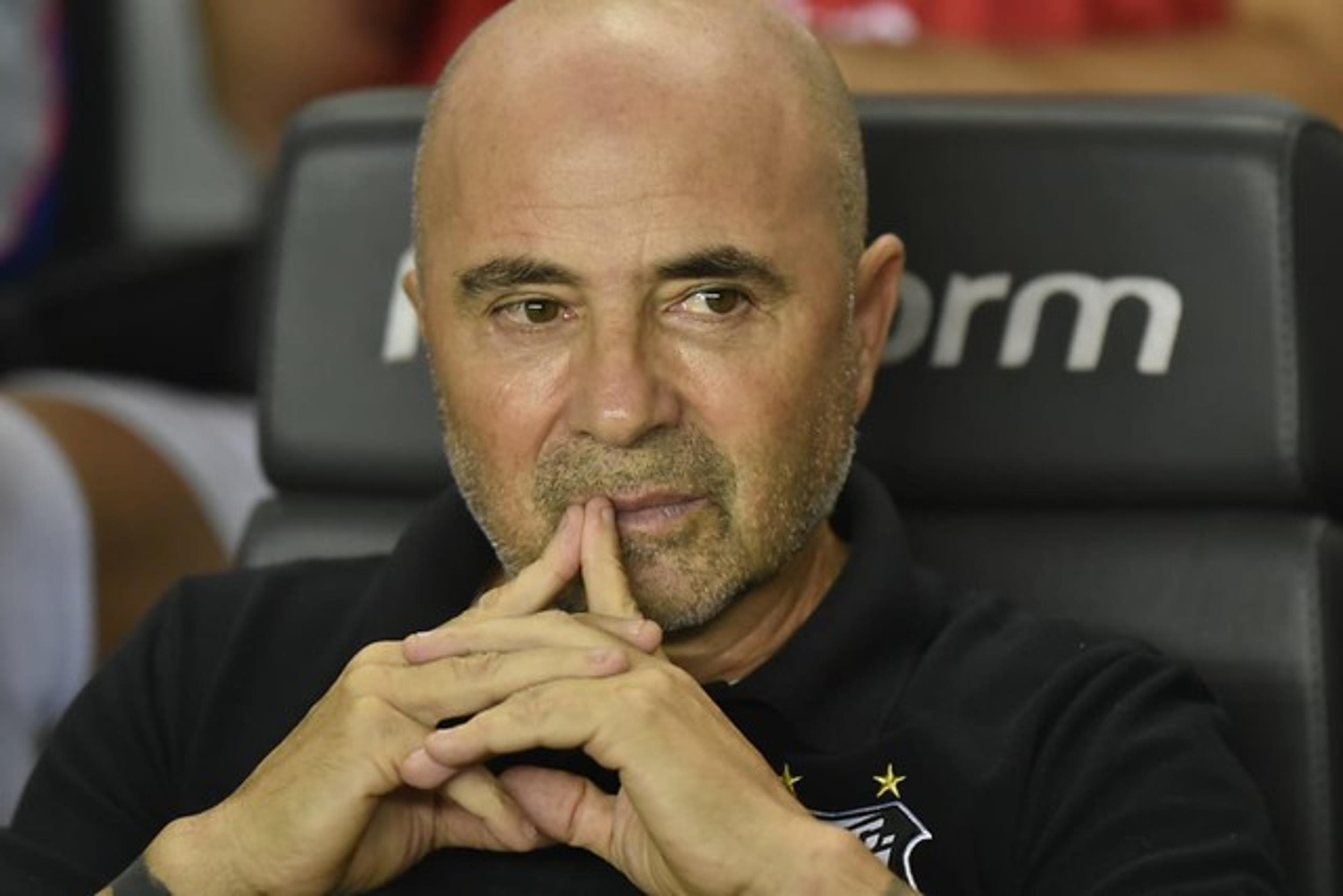 Na vice-liderança, Sampaoli vê luta pelo título como ‘muito difícil’