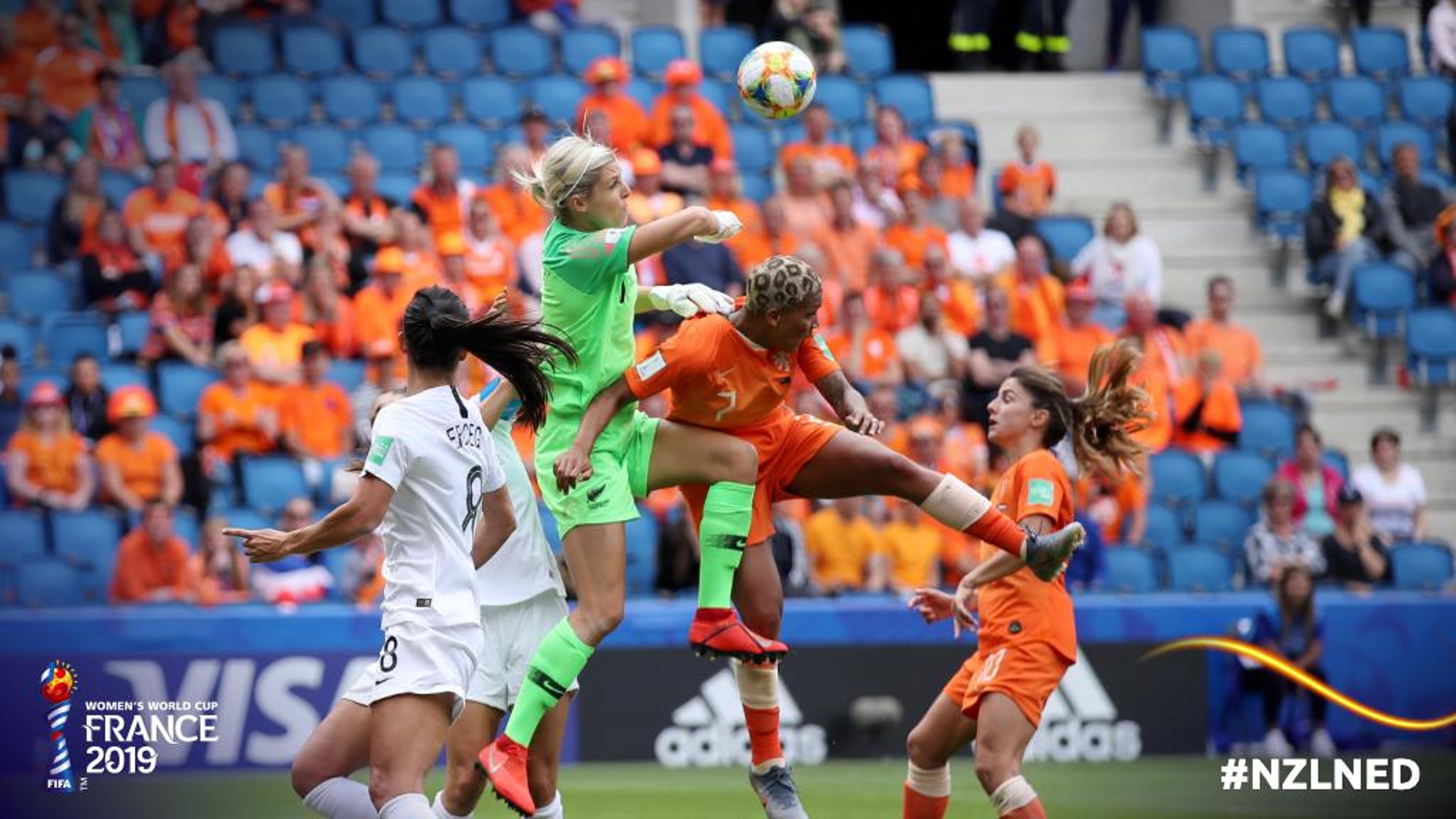 Holanda vence Nova Zelândia nos acréscimos pela Copa feminina