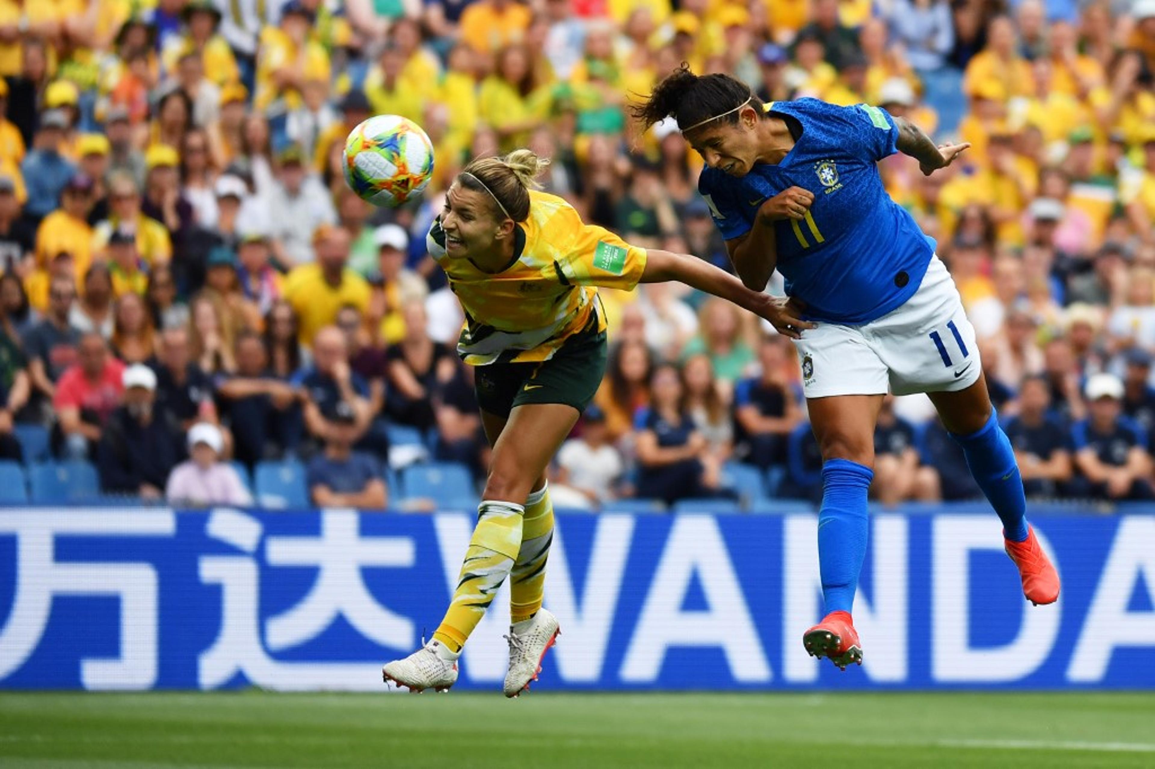 LANCE! Espresso: Seleção feminina vai do céu ao inferno em 90 minutos