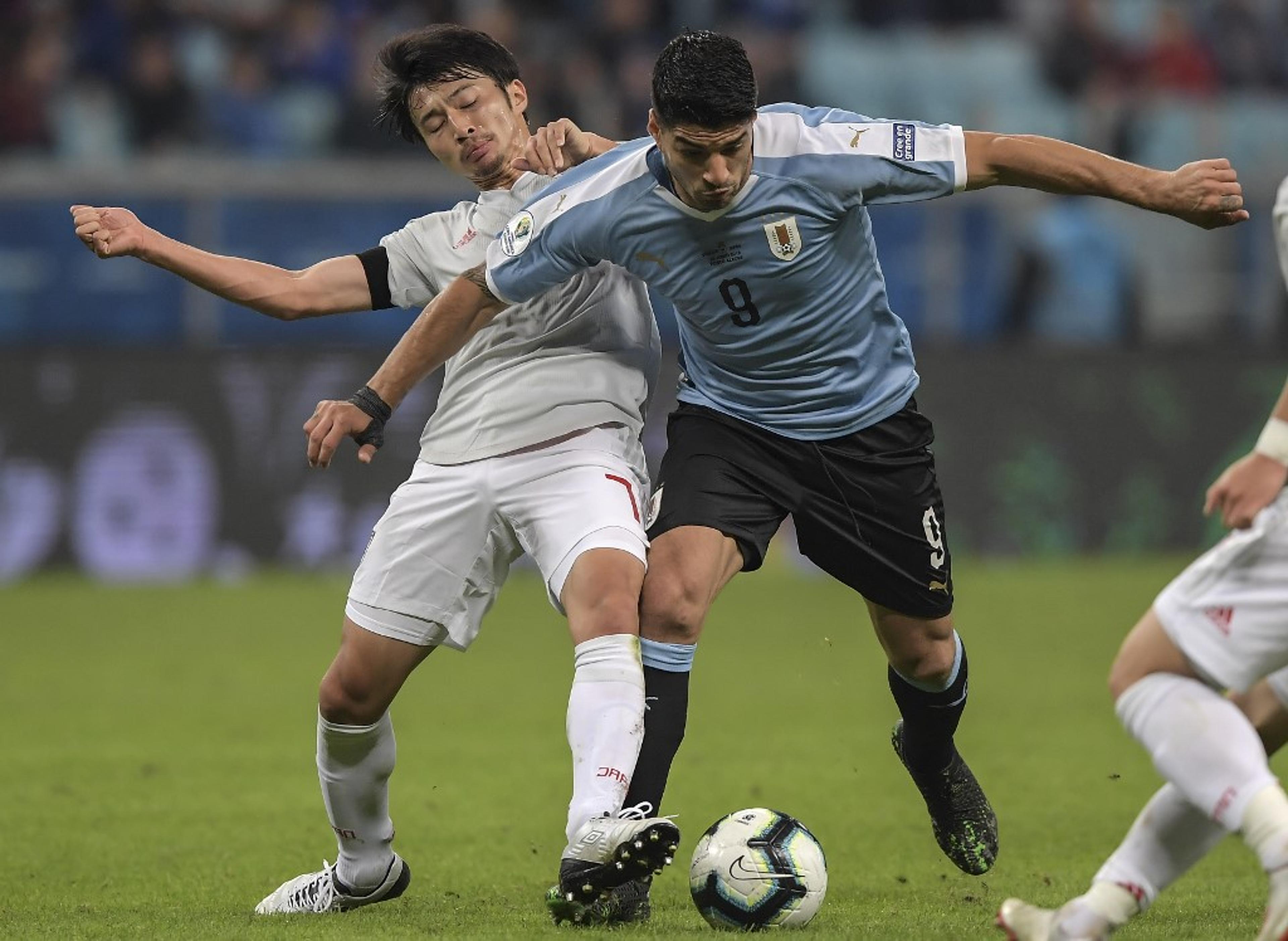 VÍDEO: Veja os melhores momentos do empate entre Uruguai e Japão