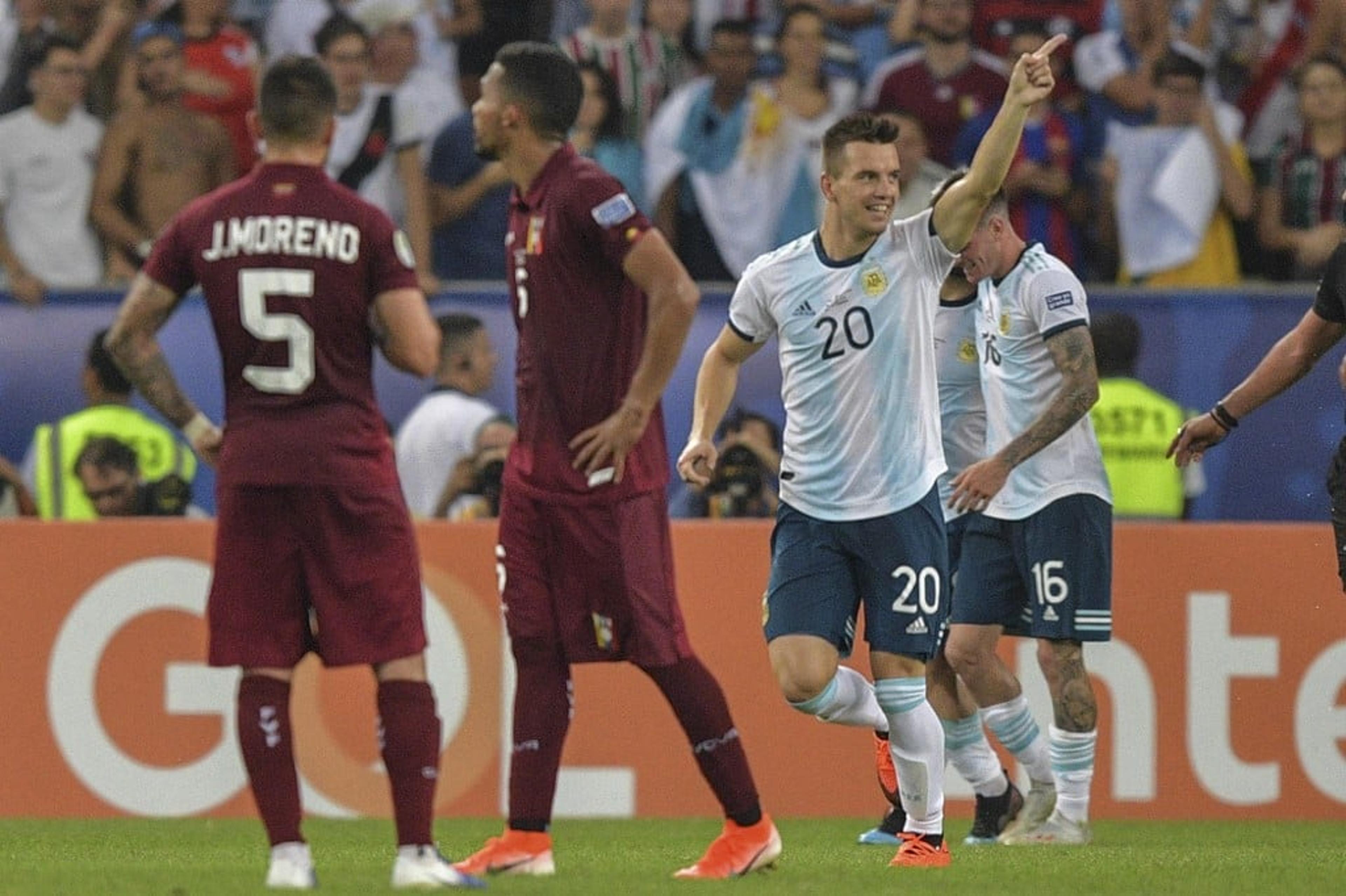 VÍDEO: Veja os melhores momentos da vitória da Argentina sobre a Venezuela no Maracanã