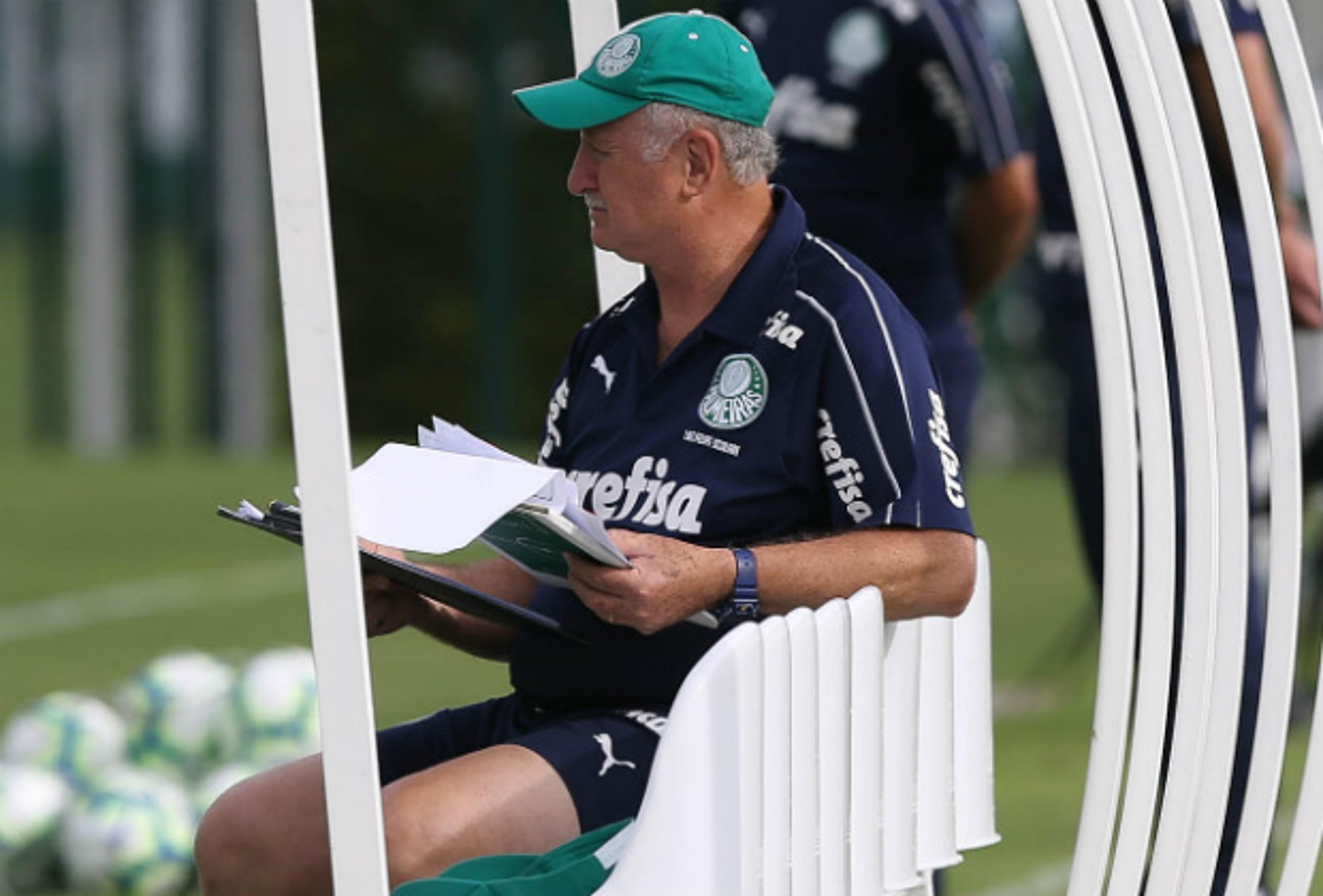 Após eliminação, Palmeiras tenta mostrar que rodízio vale a pena