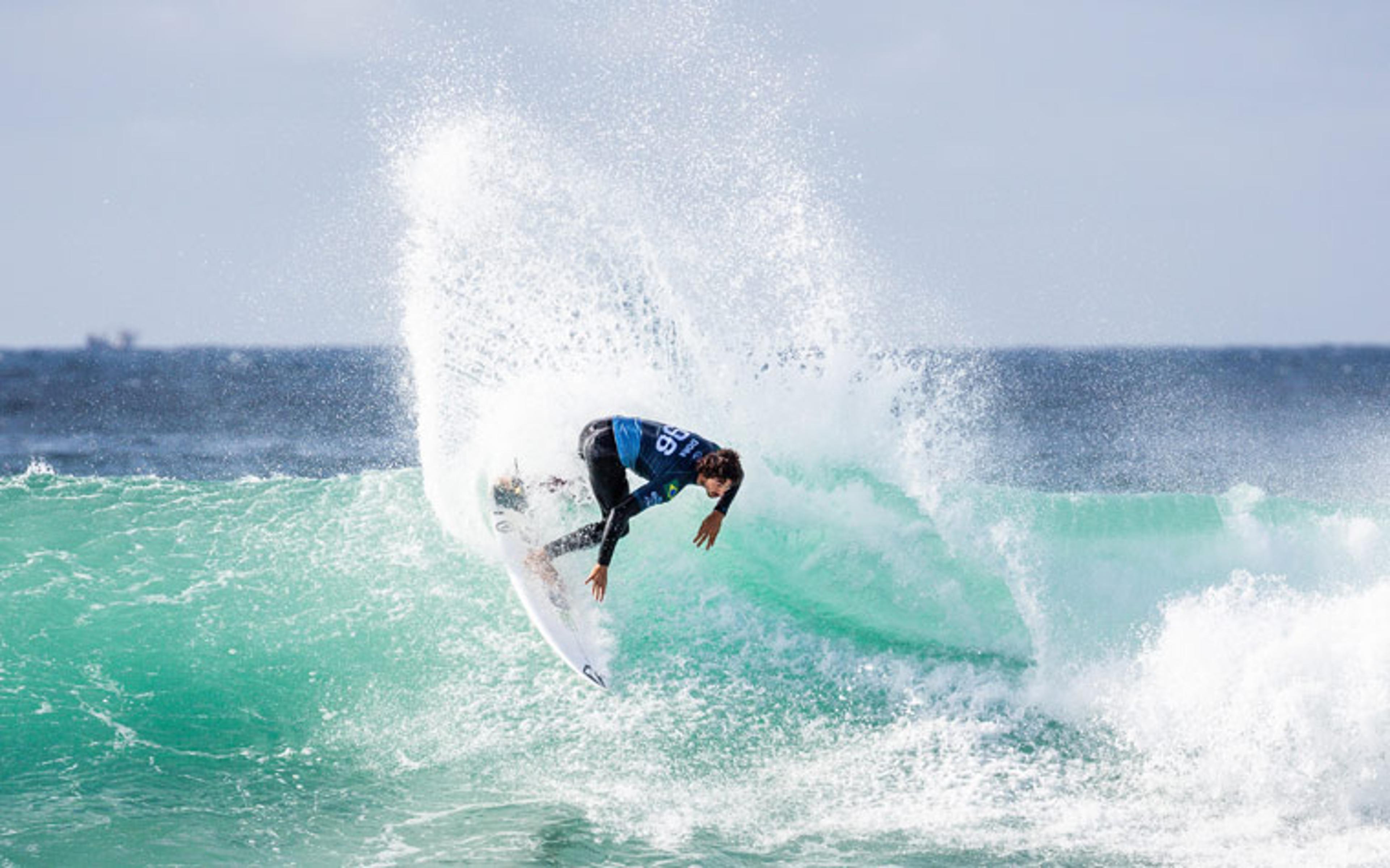 Brasileiros decepcionam e não chegam na final da etapa da África do Sul do Circuito Mundial de Surfe