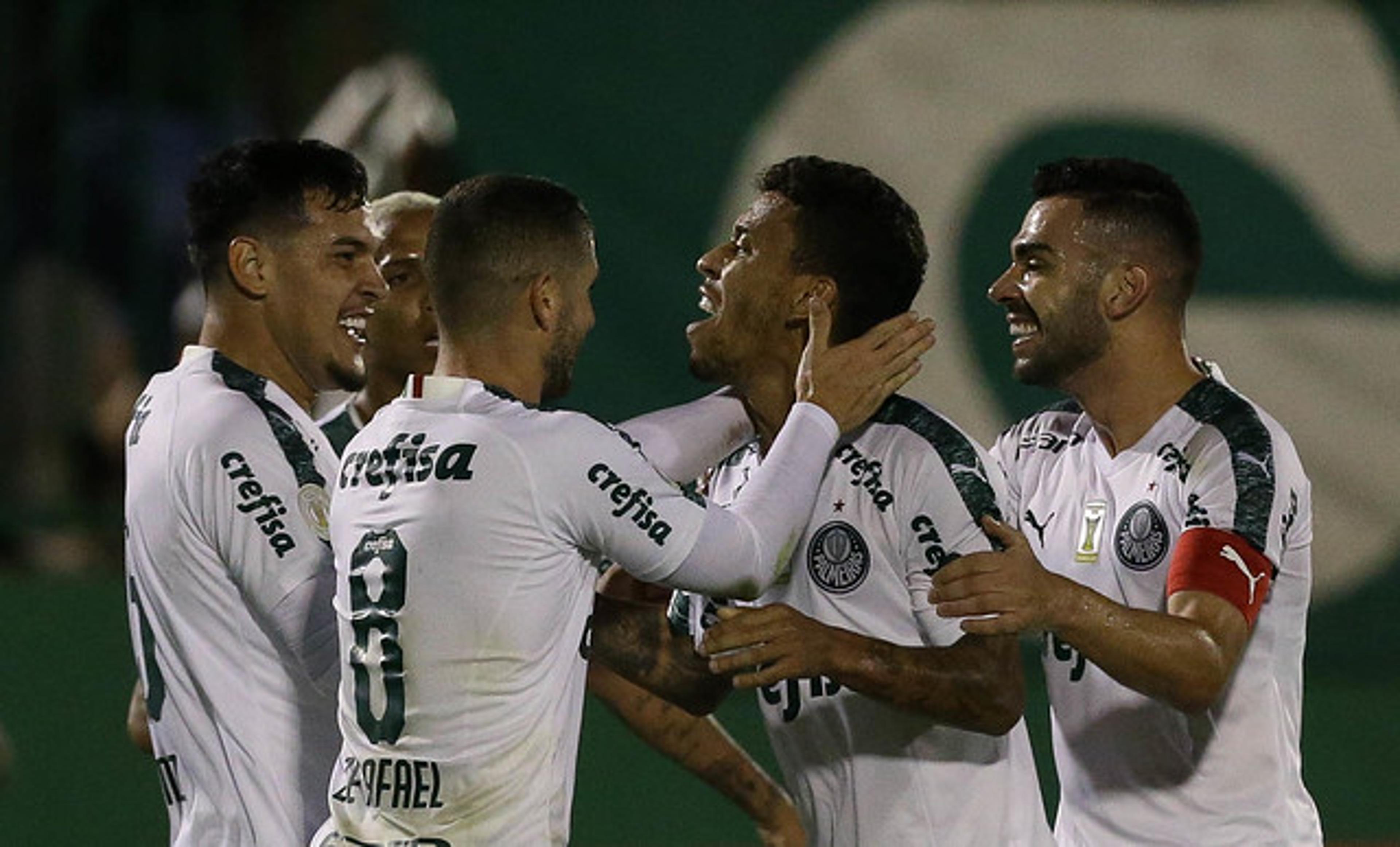 Palmeiras x Chapecoense: prováveis escalações, desfalques e onde assistir