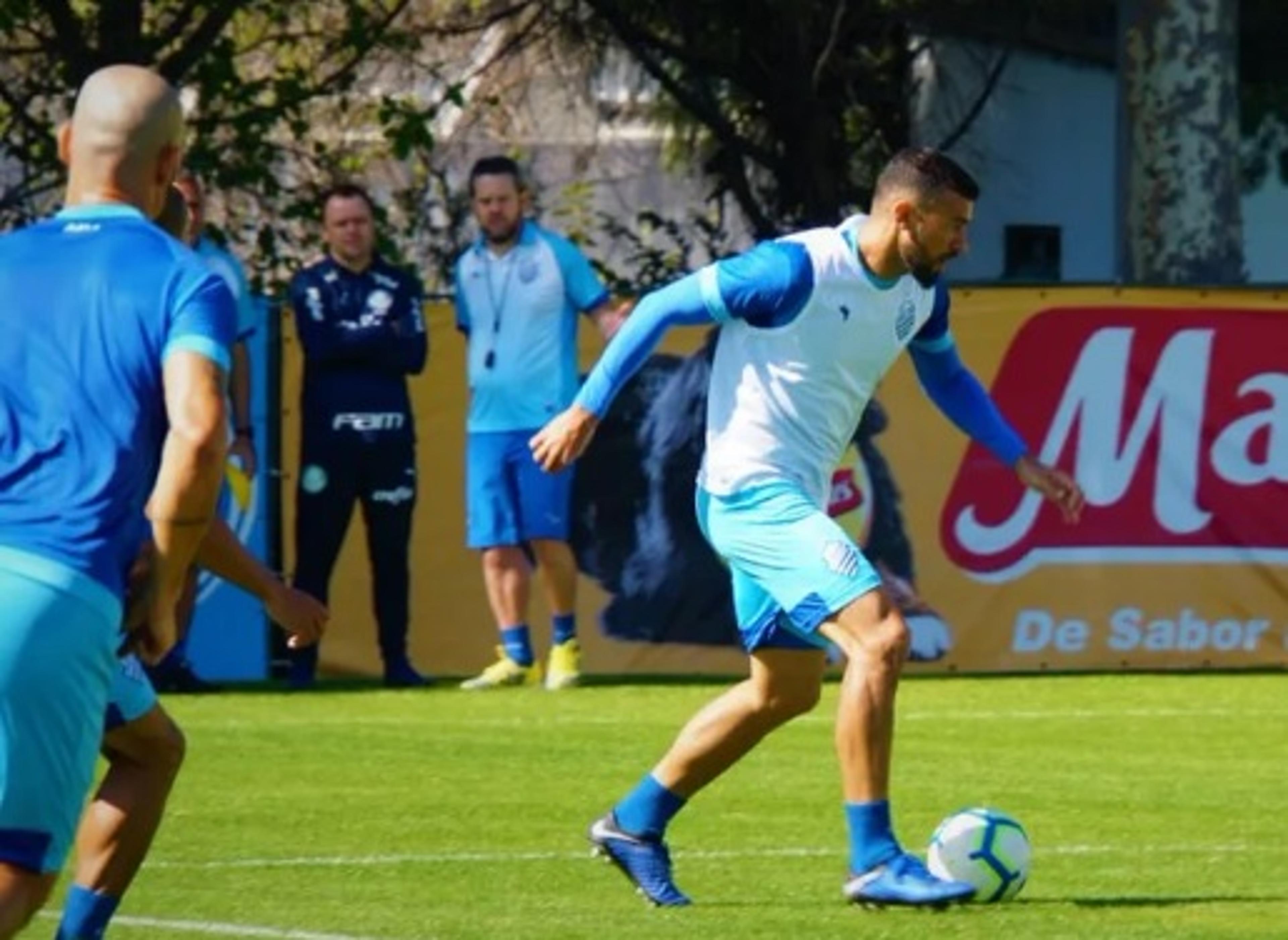 Com a visita de Felipão, CSA faz último treino antes de pegar o Timão