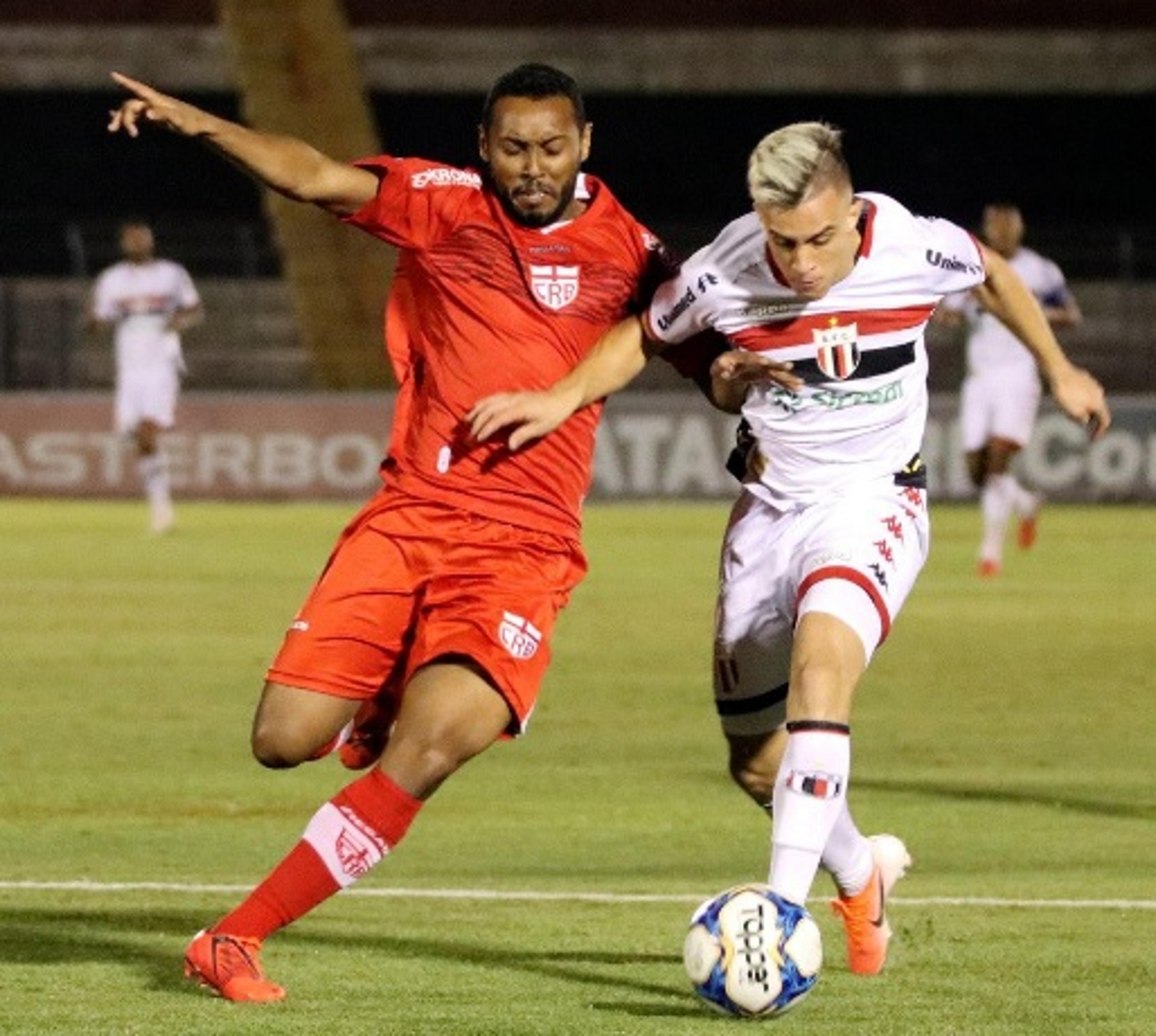 CRB e Botafogo-SP fazem confronto direto visando o G4 em Maceió