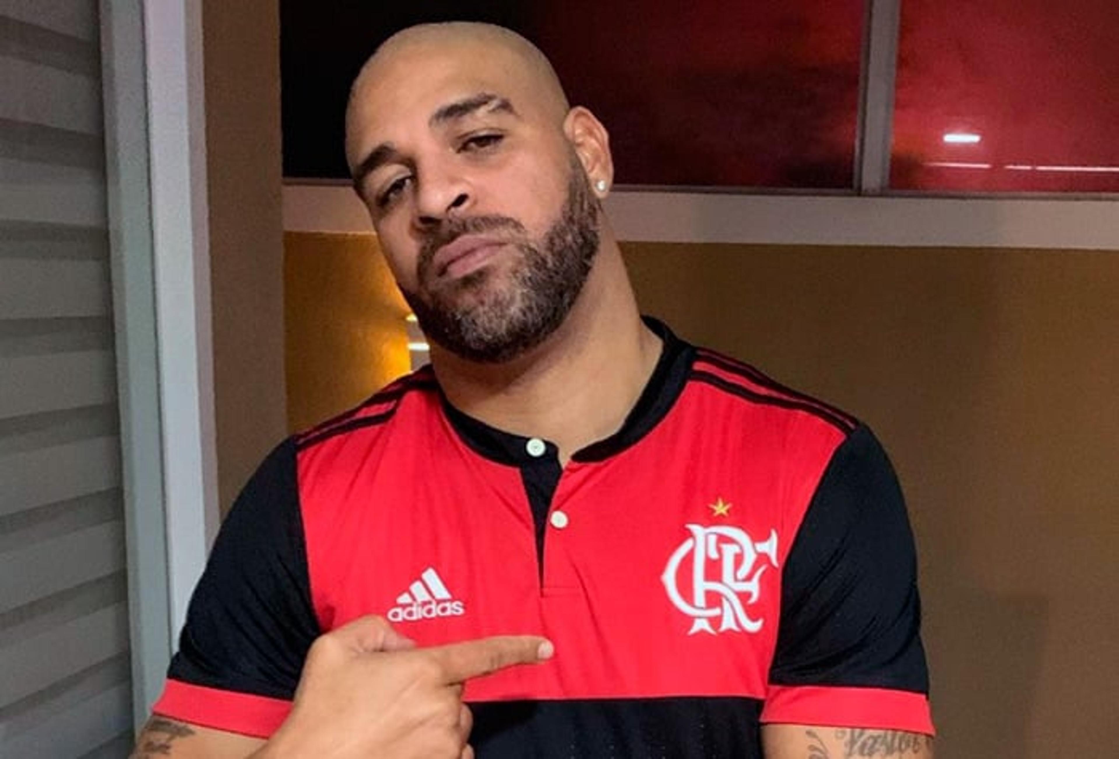 Adriano Imperador agradece a Anitta e publica foto da filha após pedir ingresso