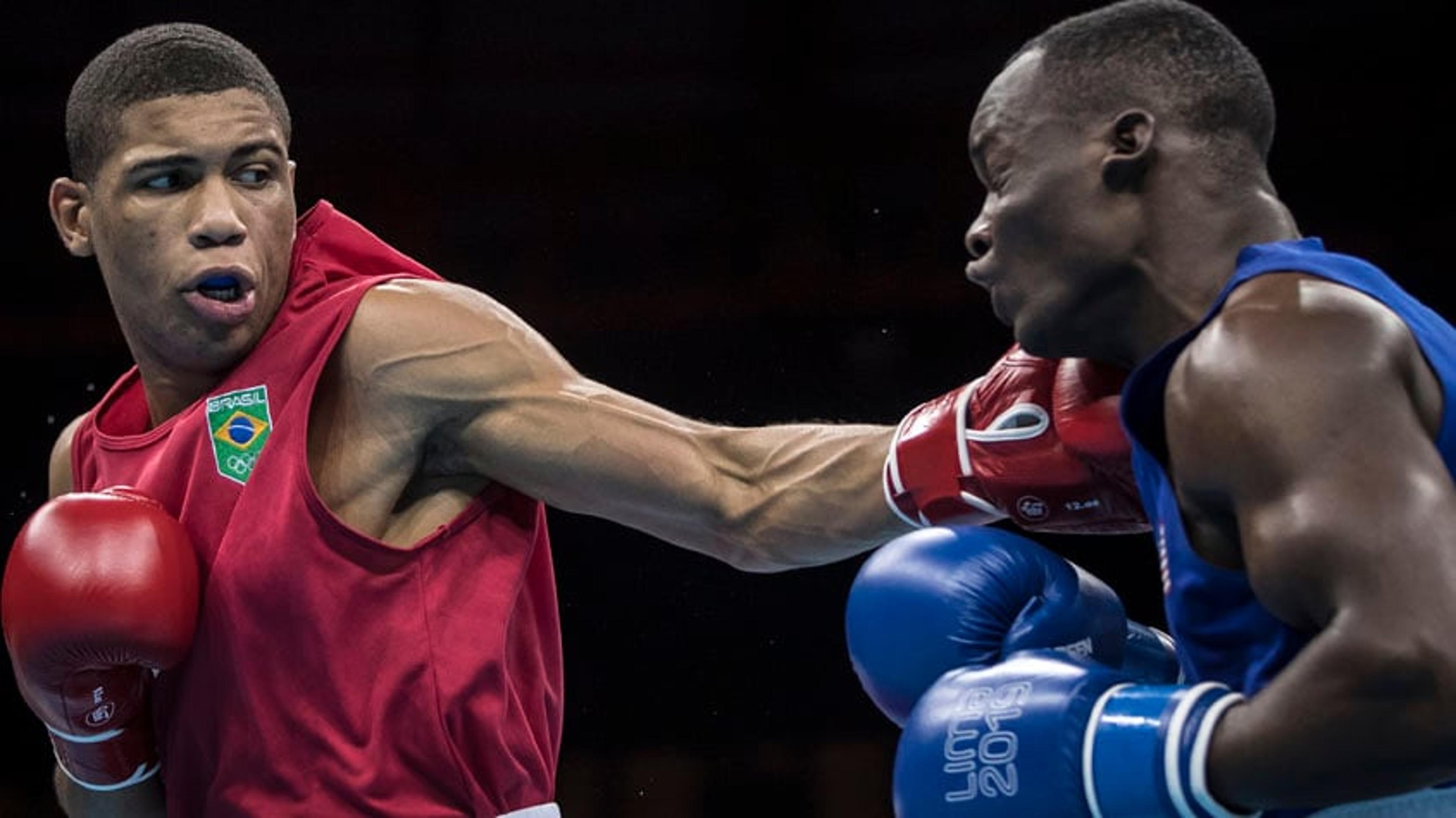 Hebert Conceição luta bem, mas perde para cubano e é prata no boxe