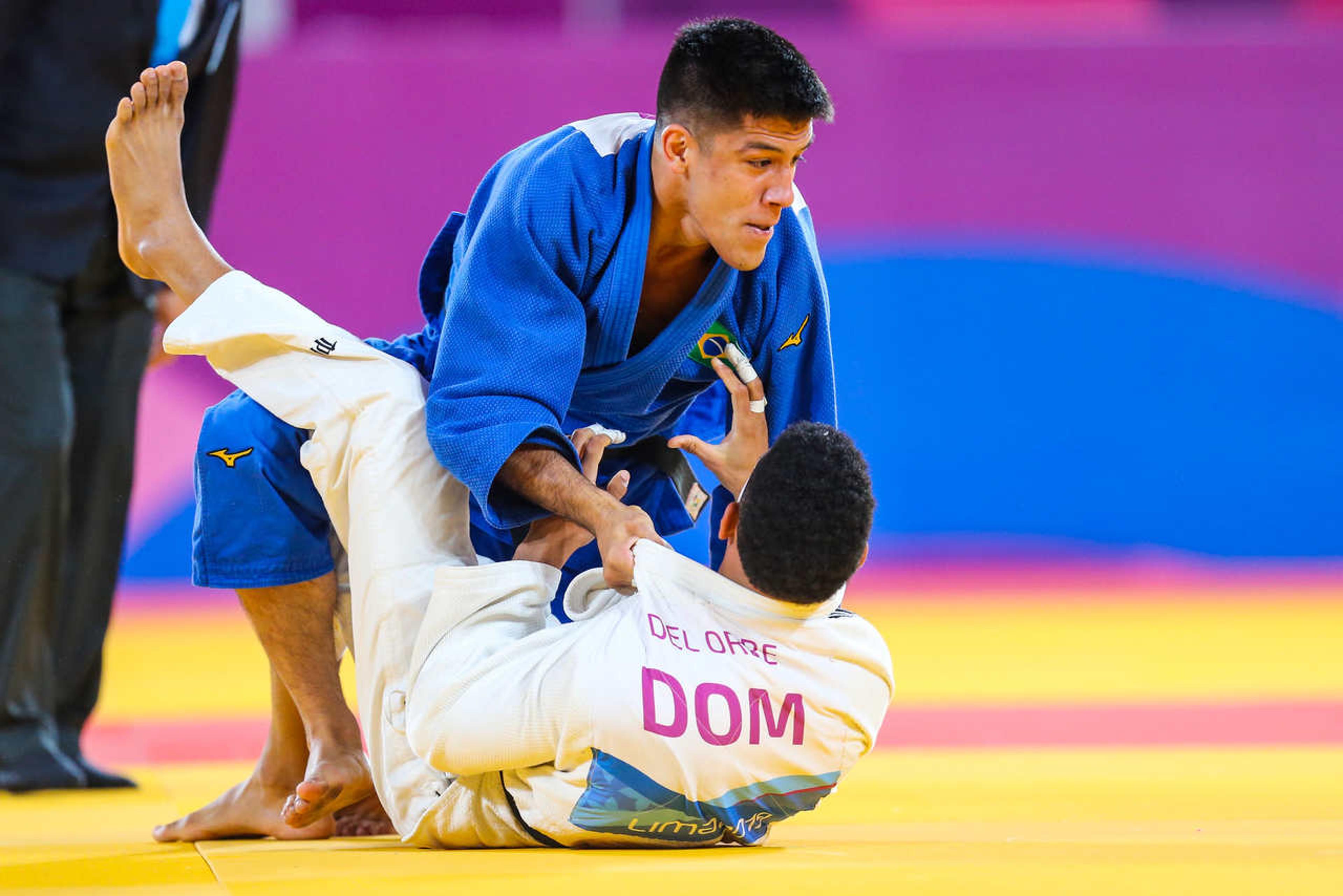 Judô: Eduardo Yudy conquista o ouro no Pan em luta relâmpago