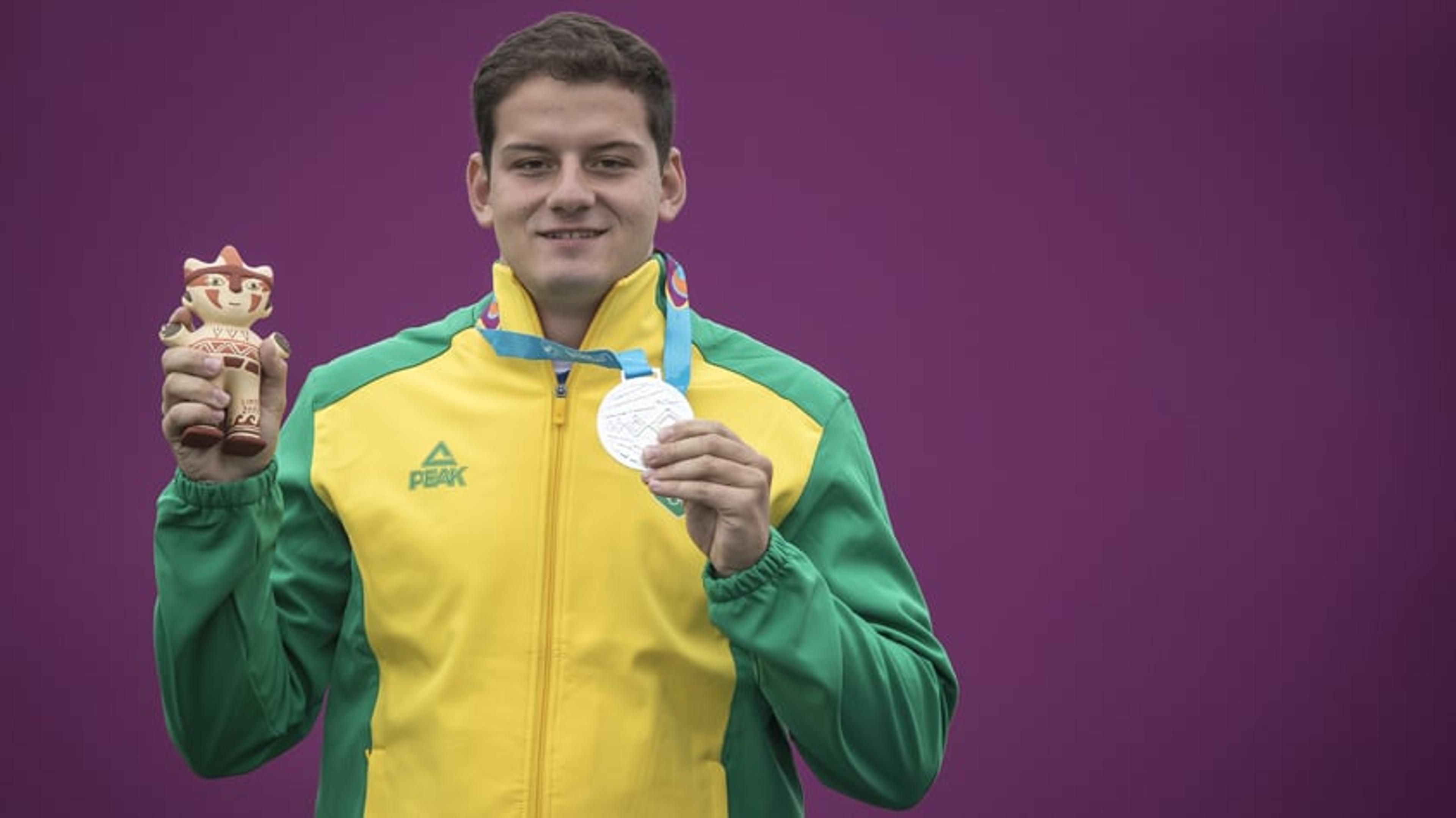 Marcus D´Almeida obtém melhor feito do Brasil no tiro com arco