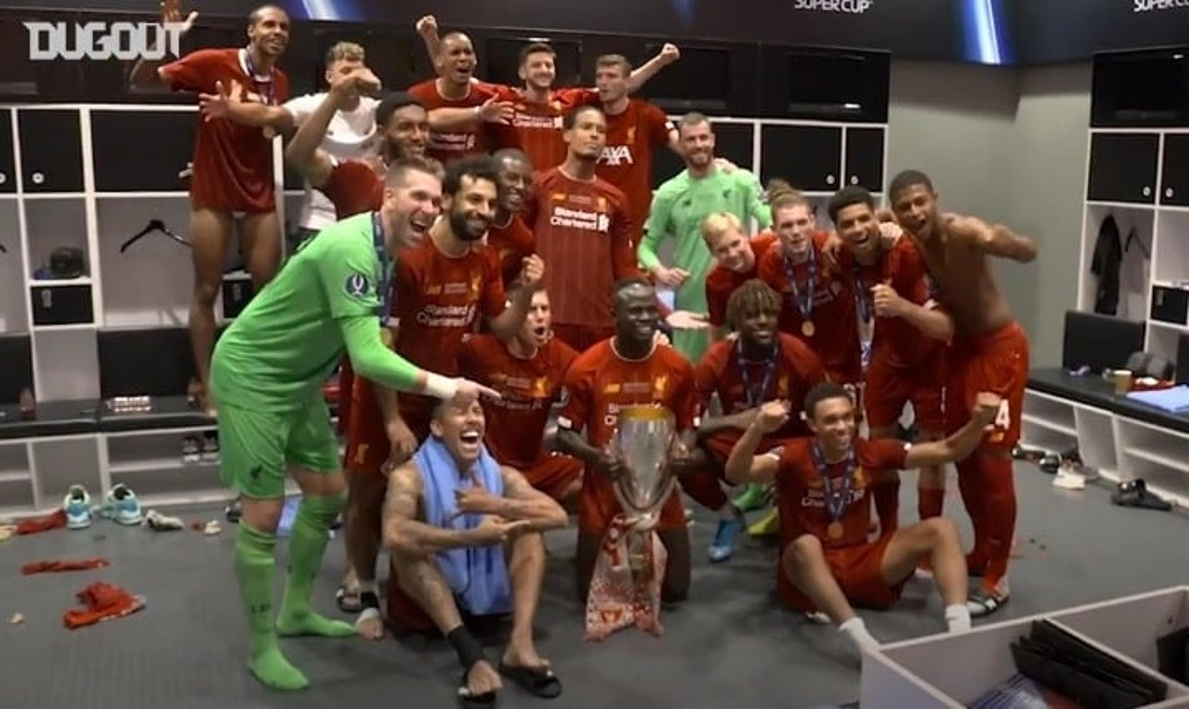 VÍDEO: Veja os bastidores da conquista do Liverpool na Supercopa da Uefa