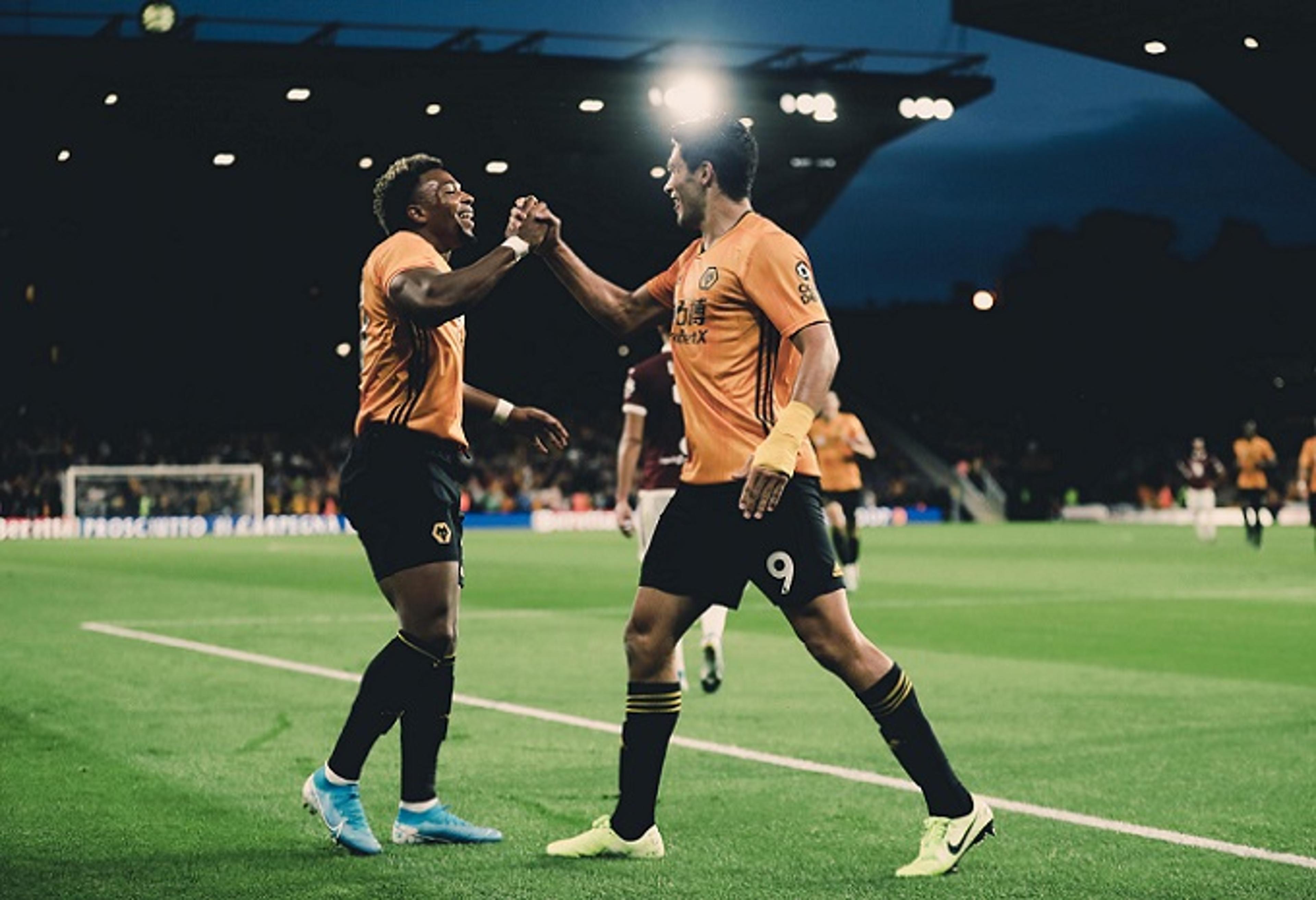 Wolverhampton vence e avança para fase de grupos da Liga Europa