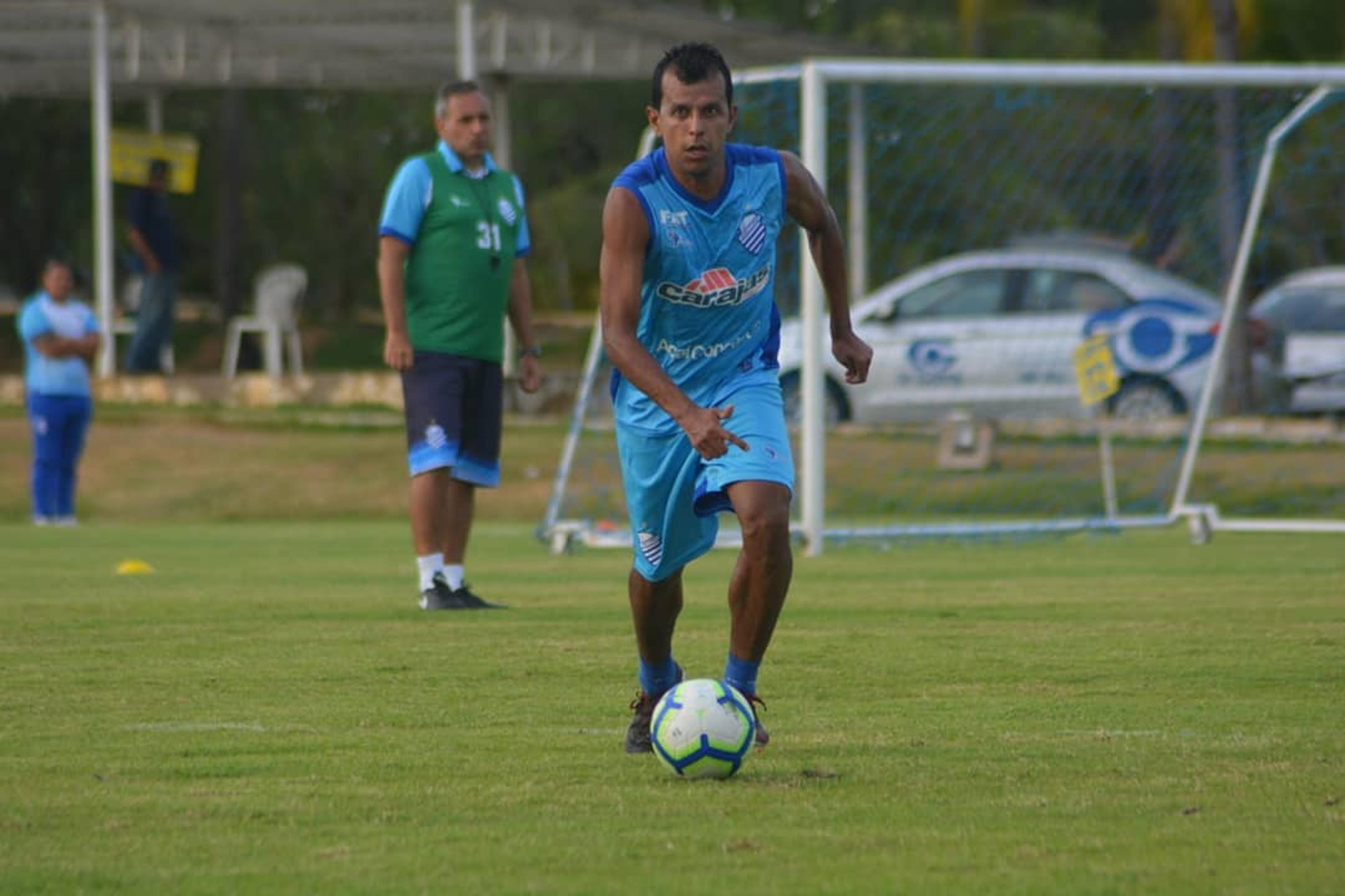 Didira destaca sequência do CSA na Série A e foca em evolução da equipe