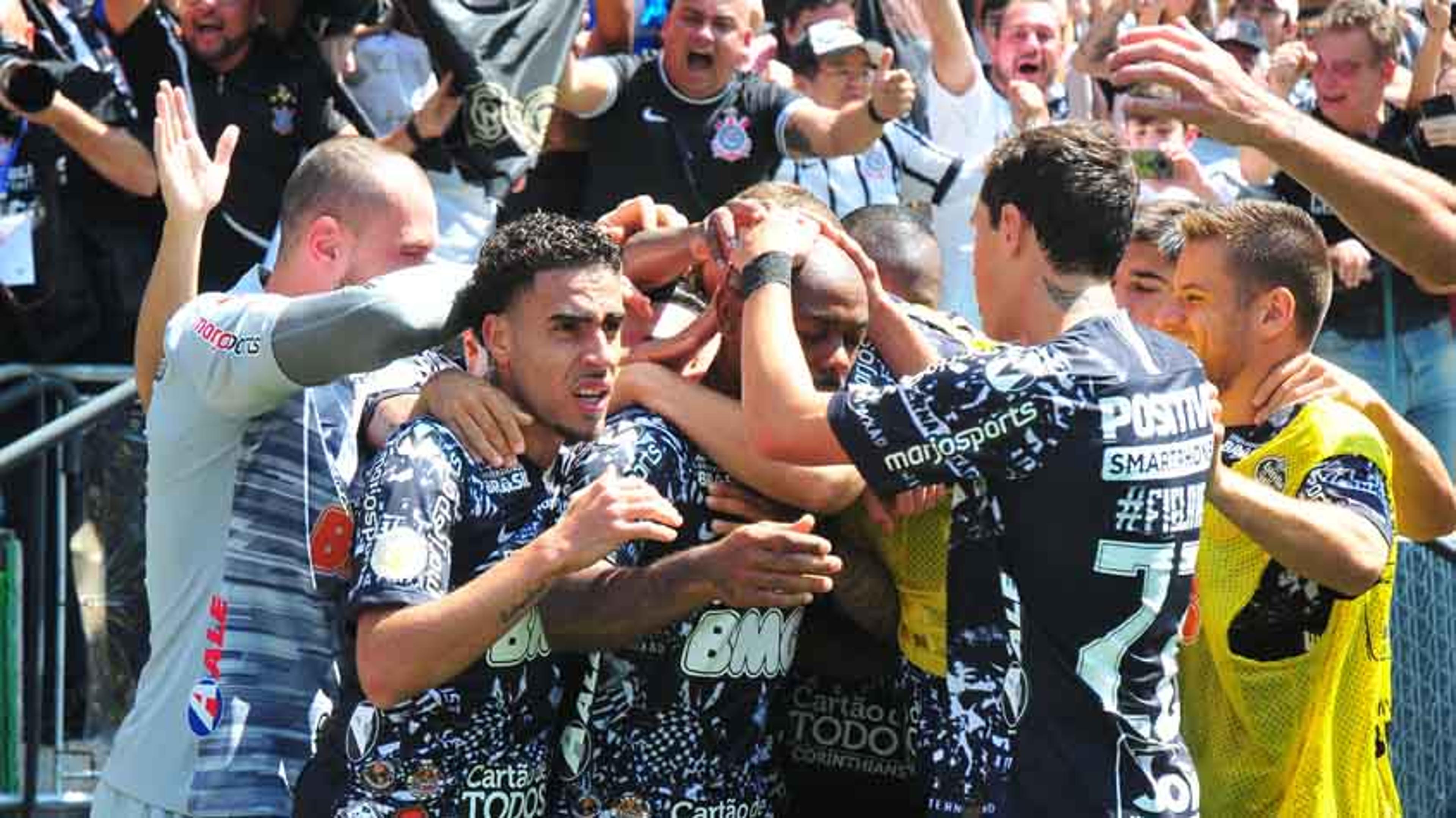 Corinthians em busca de vaga na final da Sula. Veja a semi no DAZN!