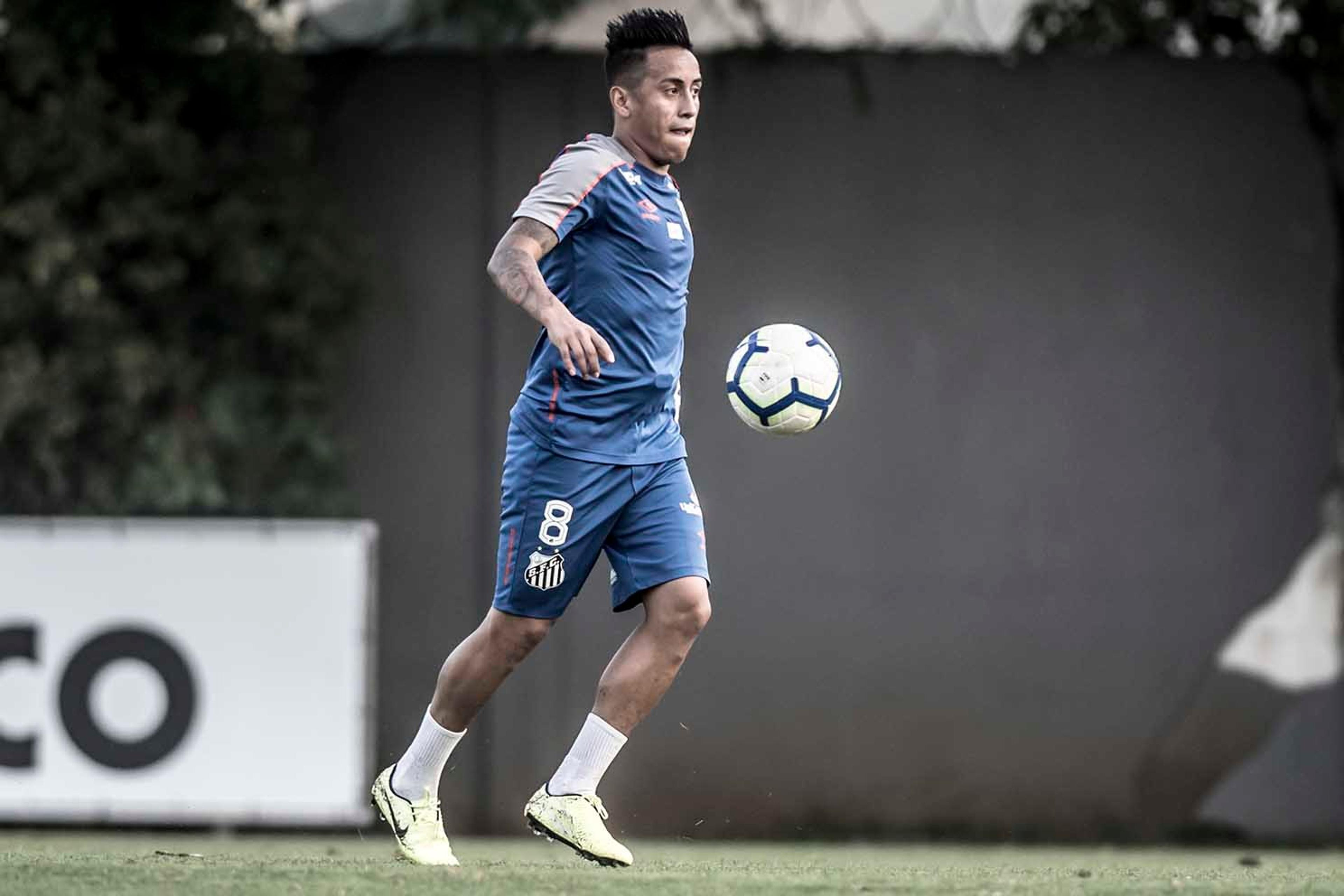 Cueva, sobre confusão em balada: ‘Só devo desculpa a minha família’