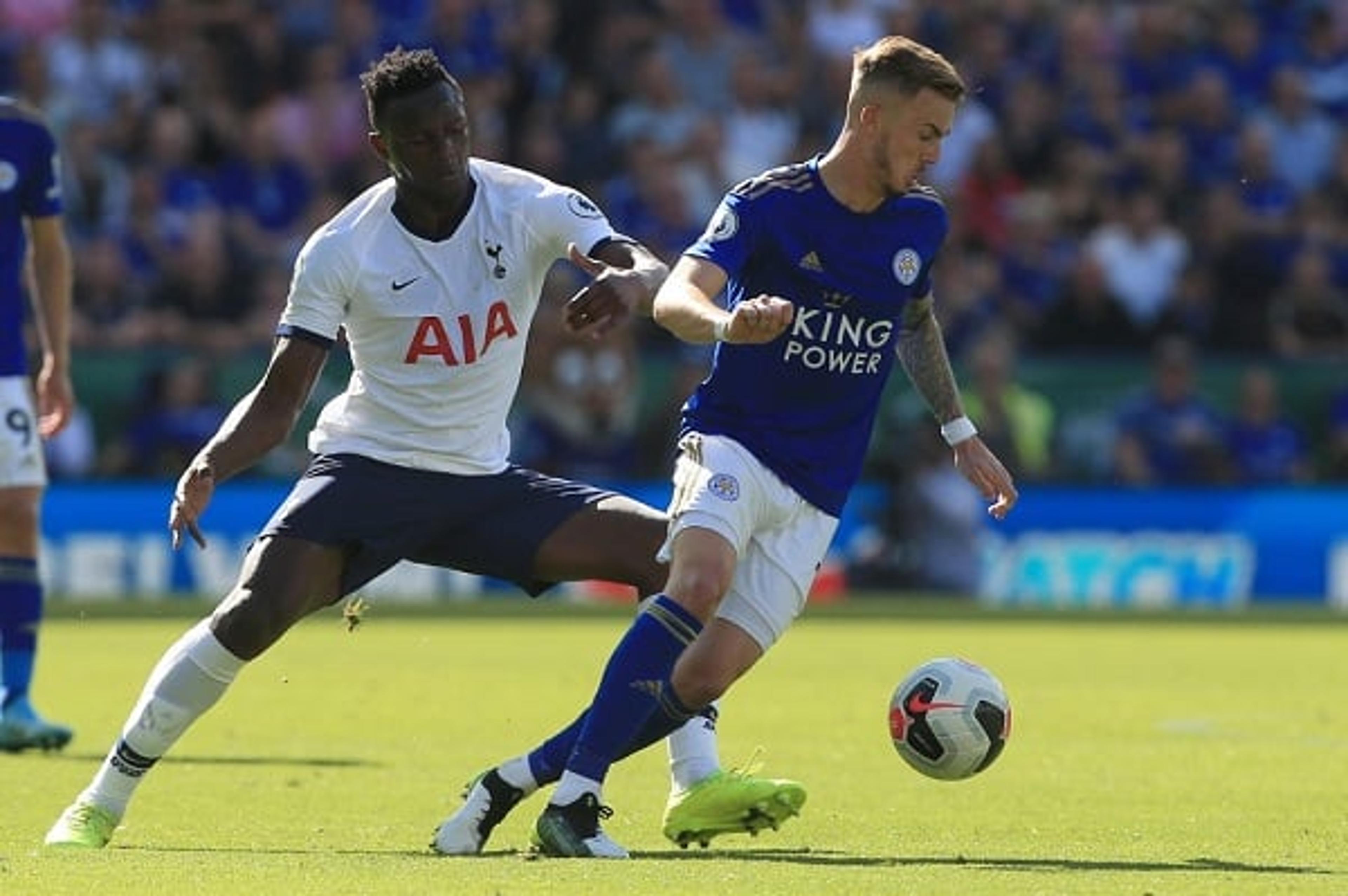 De virada, Leicester vence o Tottenham em casa pelo Inglês