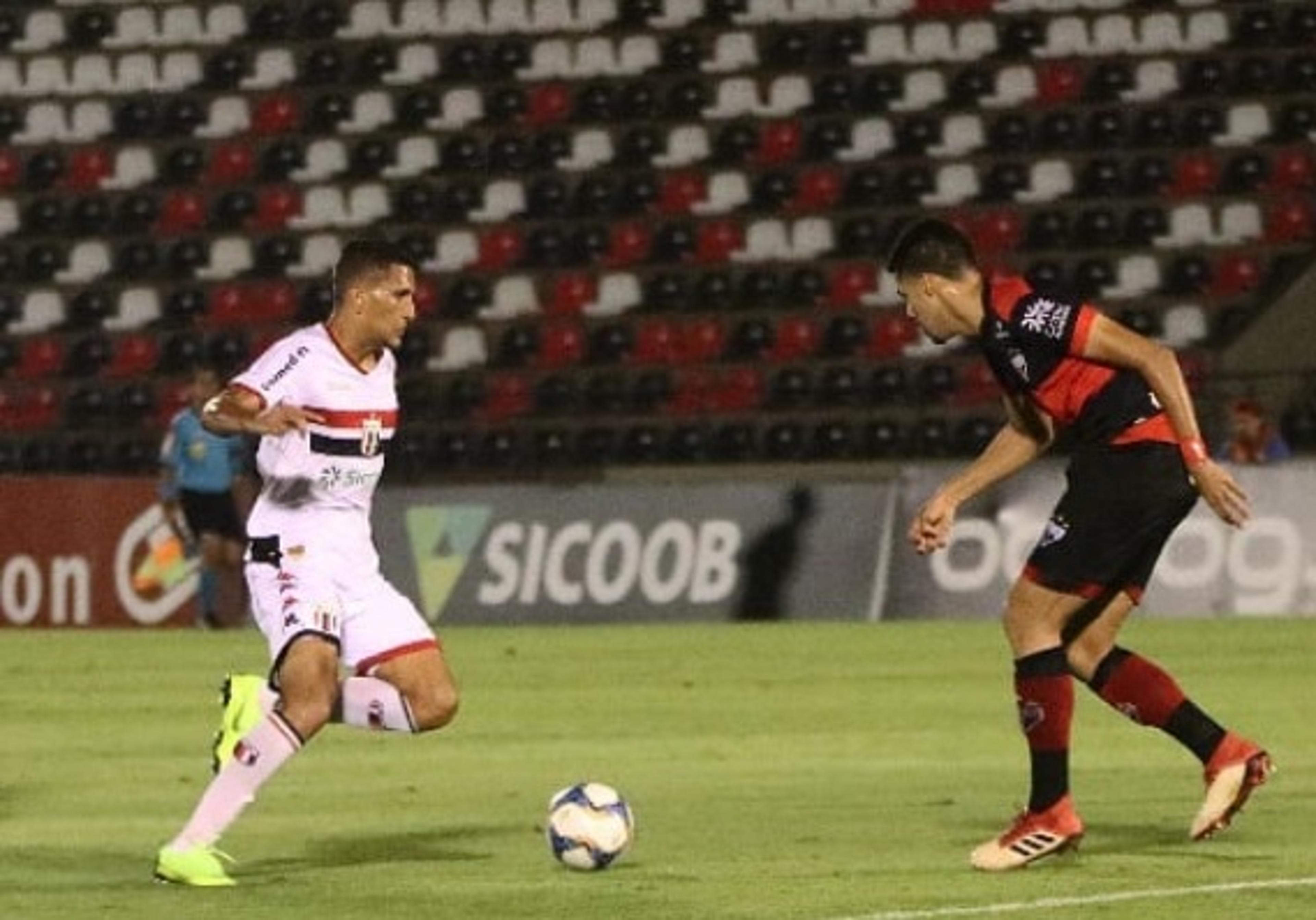 Sem inspiração, Botafogo-SP e Atlético-GO apenas empatam