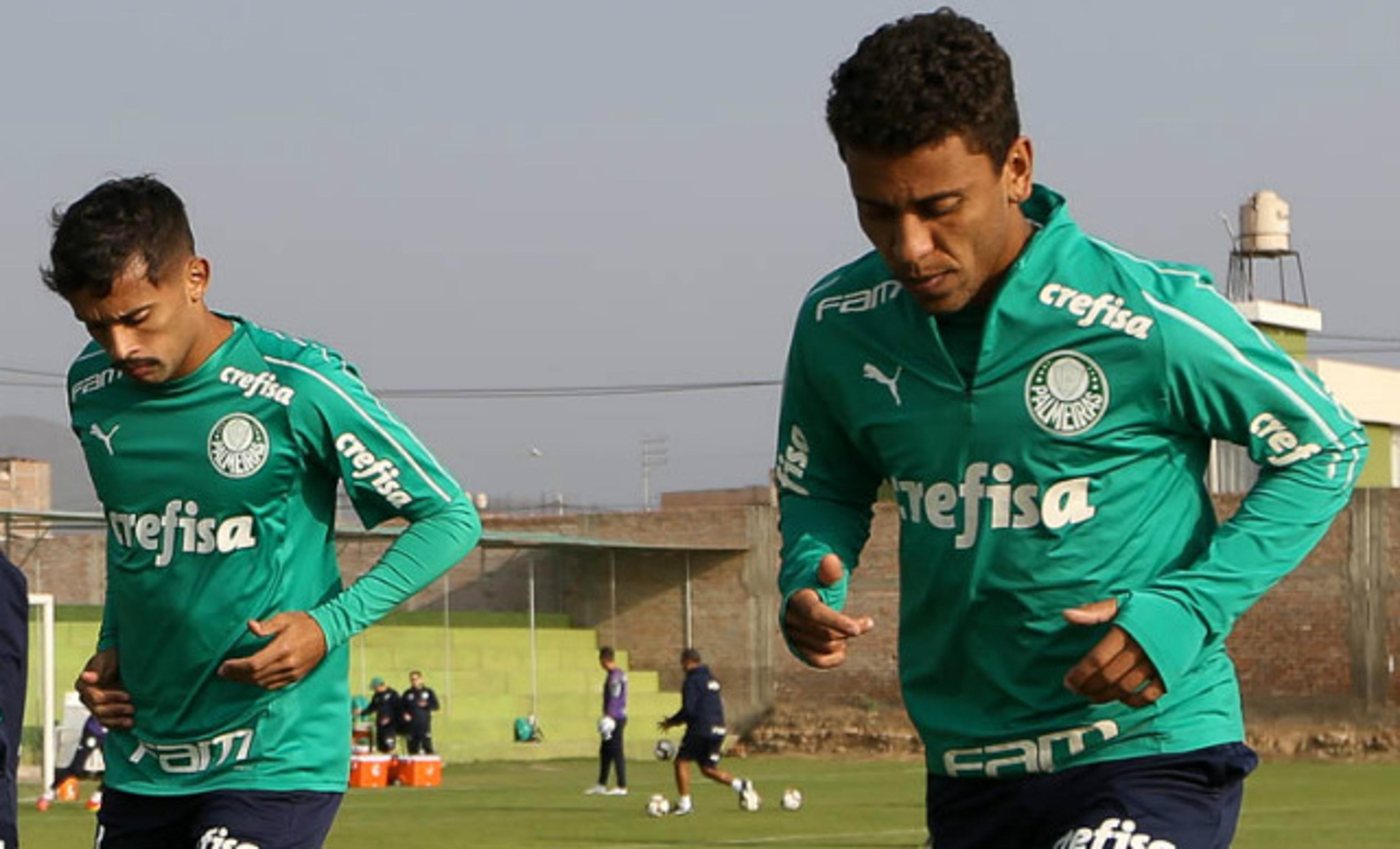 Palmeiras poupa Marcos Rocha e Gustavo Scarpa de viagem a Curitiba