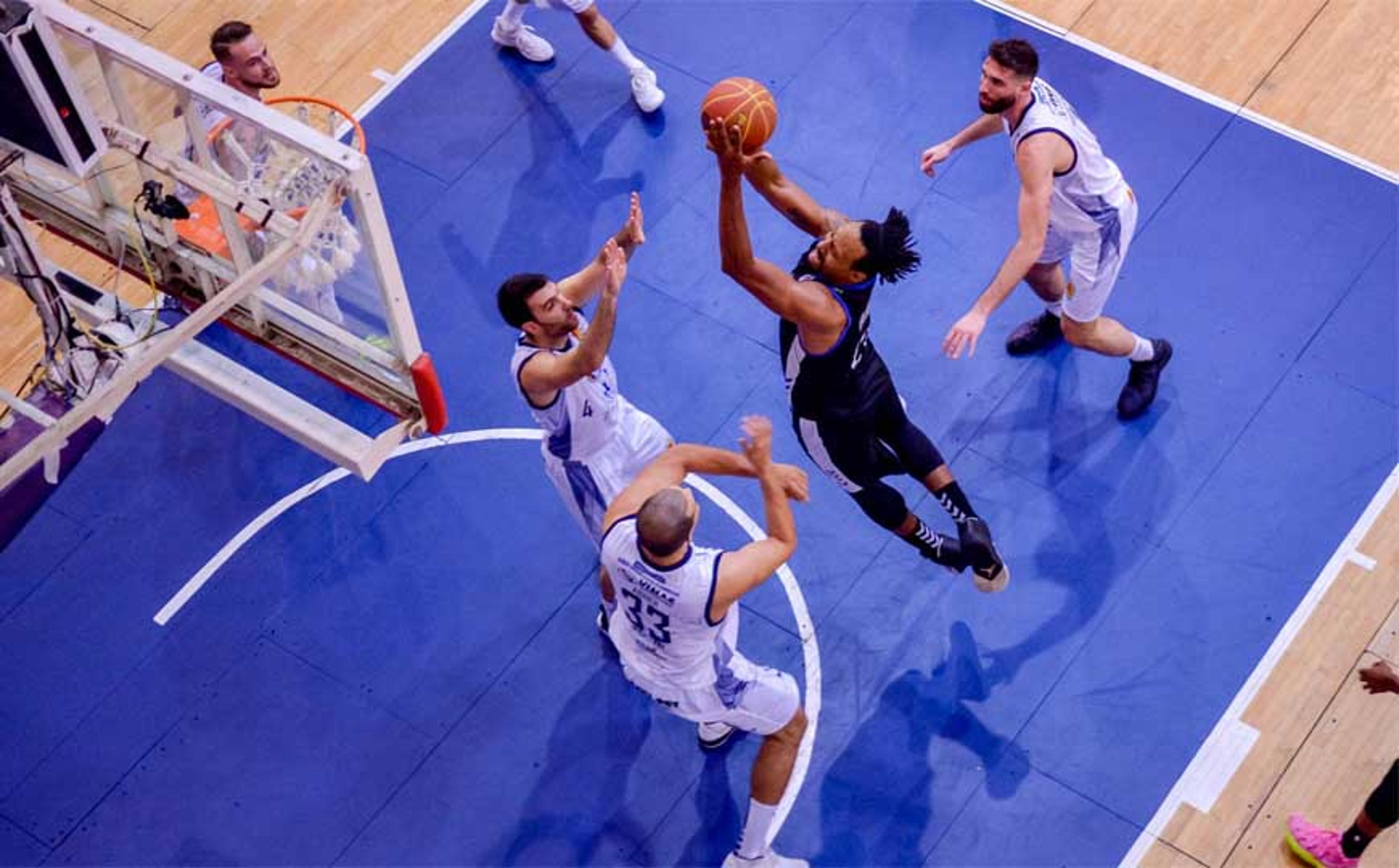 Pinheiros bate São José na prorrogação em grande jogo no NBB