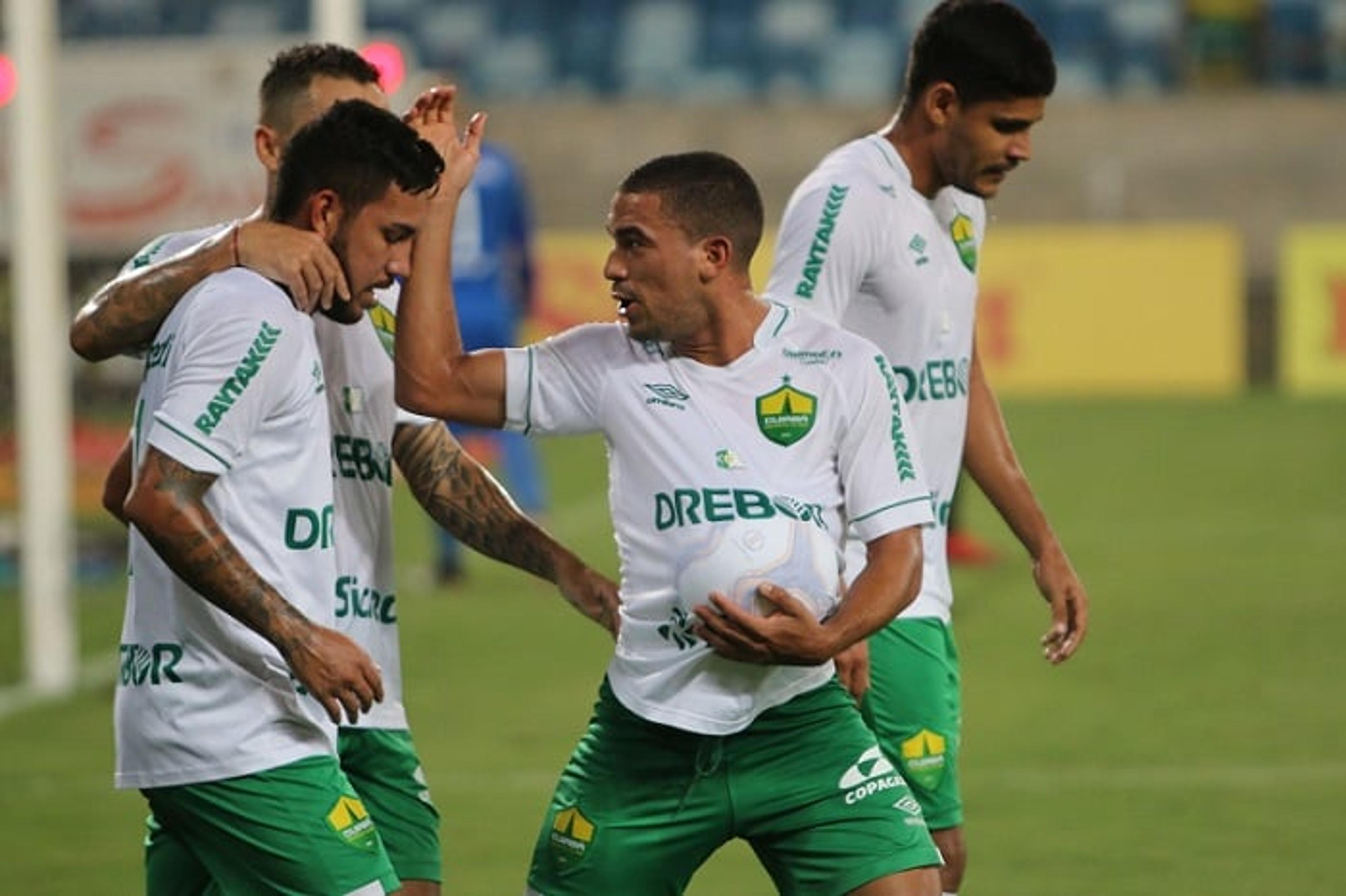 Cuiabá fecha espaços do Bragantino e vence na Arena Pantanal