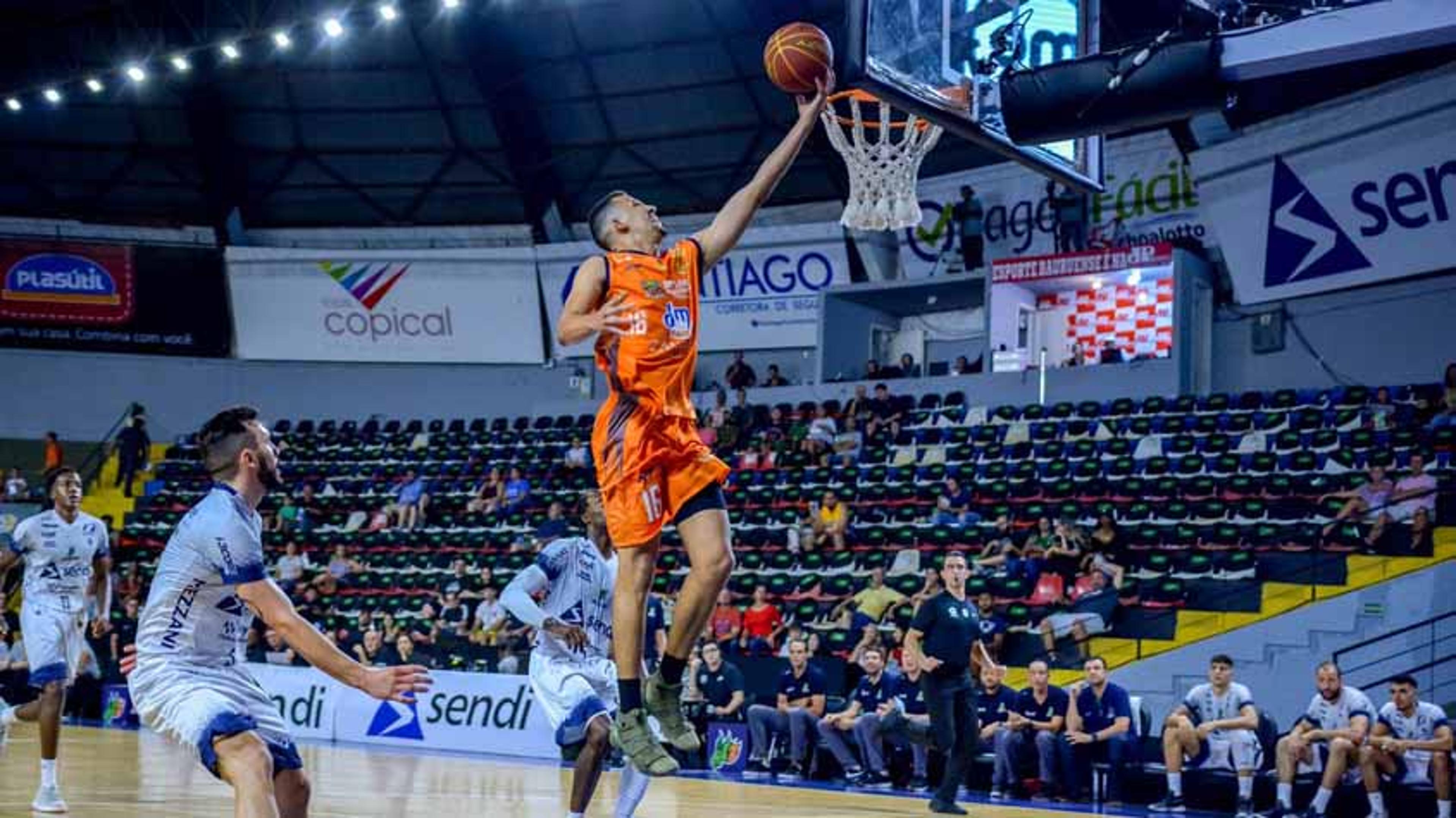 São José bate Bauru após duas prorrogações e vence a primeira no NBB