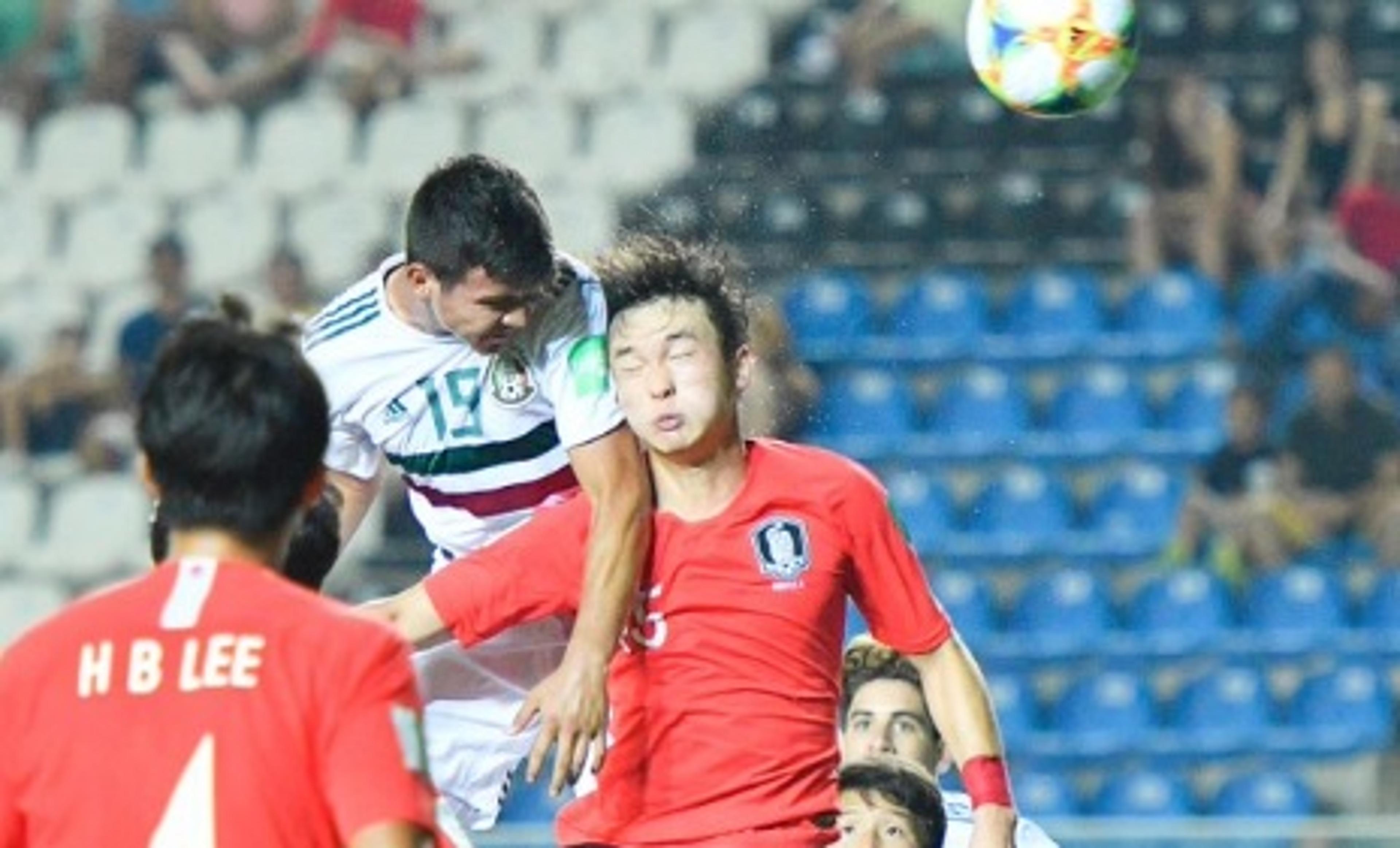 Mundial Sub-17: Com gol de cabeça, México elimina a Coreia e está na semifinal