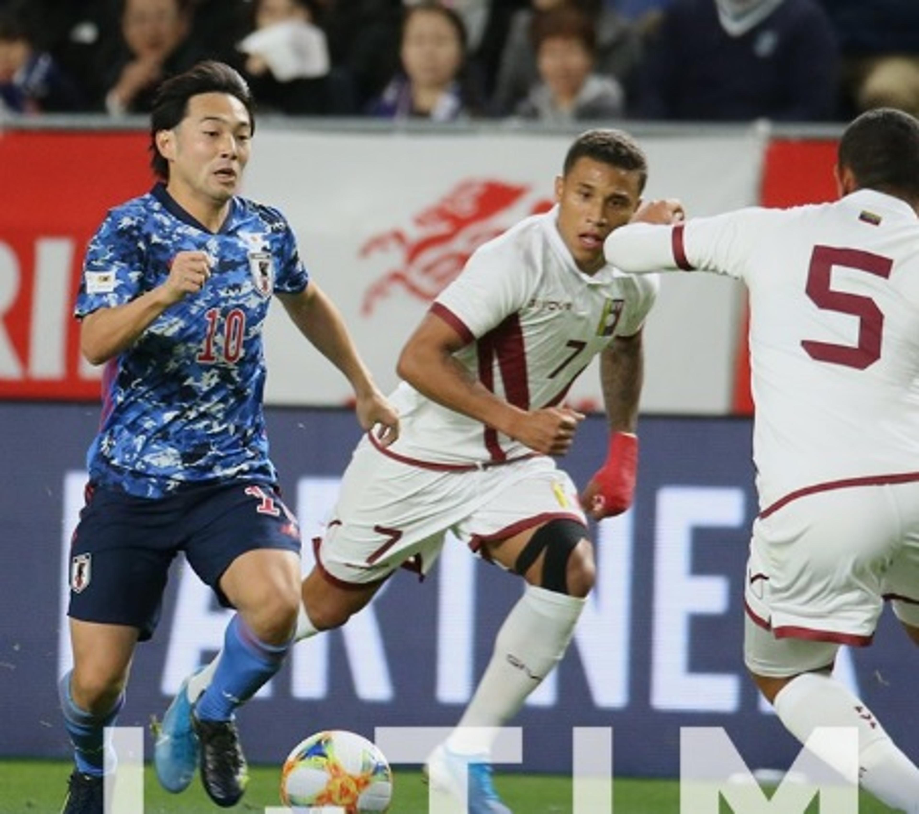 Com gol de Soteldo, Venezuela aplica goleada histórica no Japão