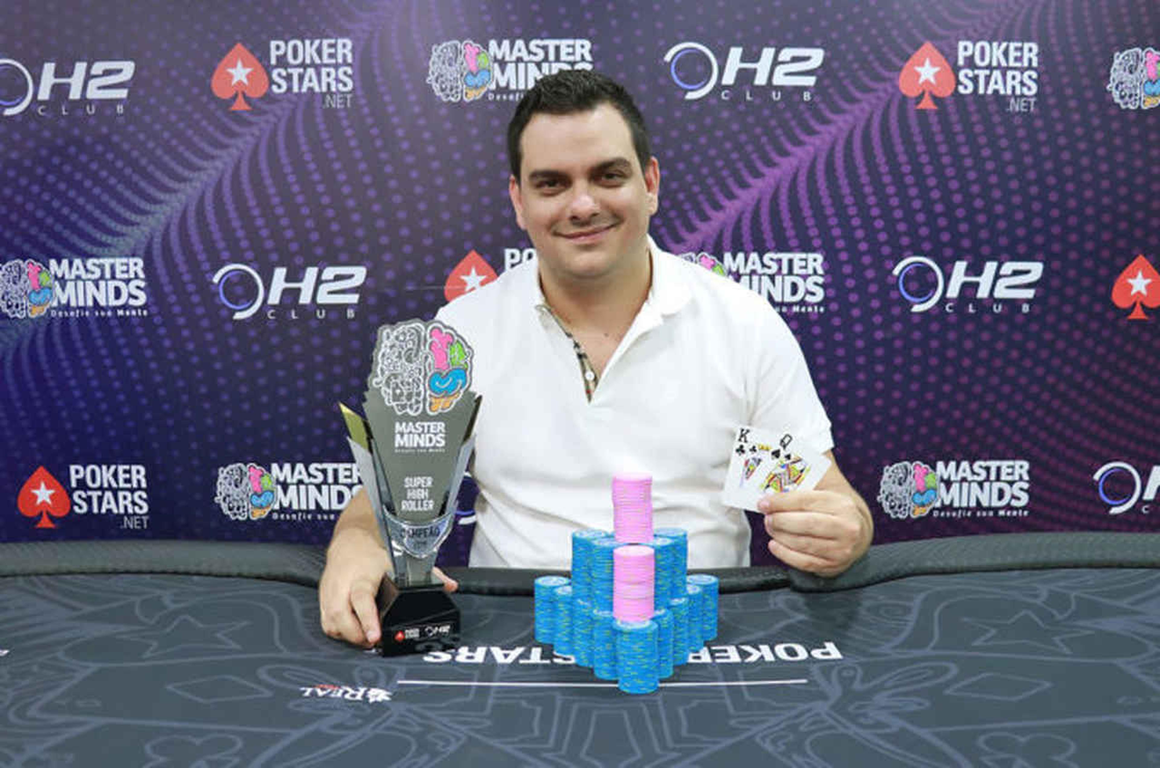 Caio Hey vence Super High Roller do MasterMinds 13 e ganha R$ 40 mil