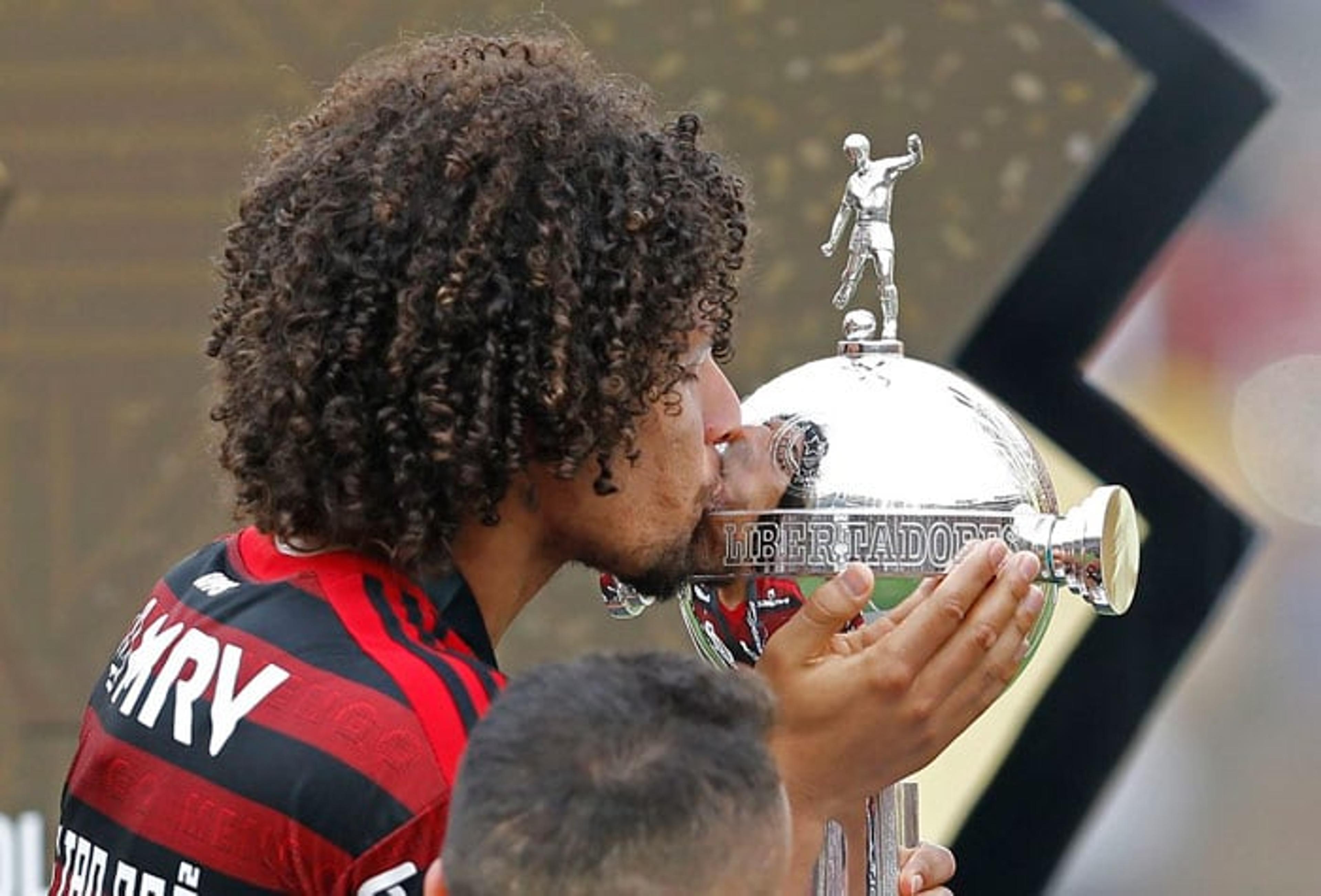 Referência em vitoriosa geração do Flamengo, Willian Arão busca mais uma Libertadores pelo clube