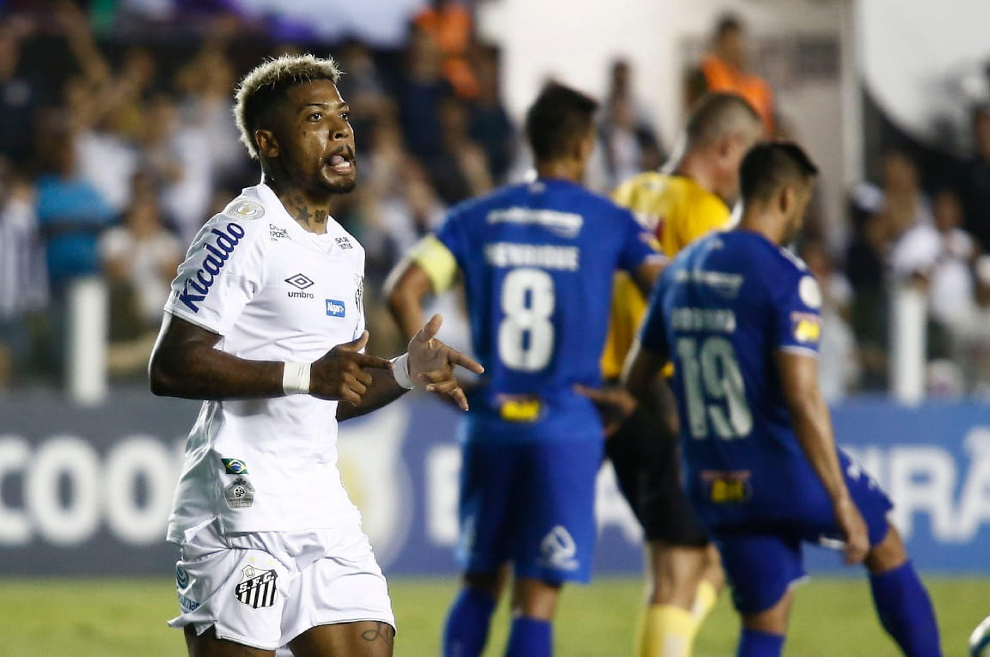 Último Santos x Cruzeiro tinha Sampaoli e terminou com goleada do Peixe pelo Brasileirão; relembre