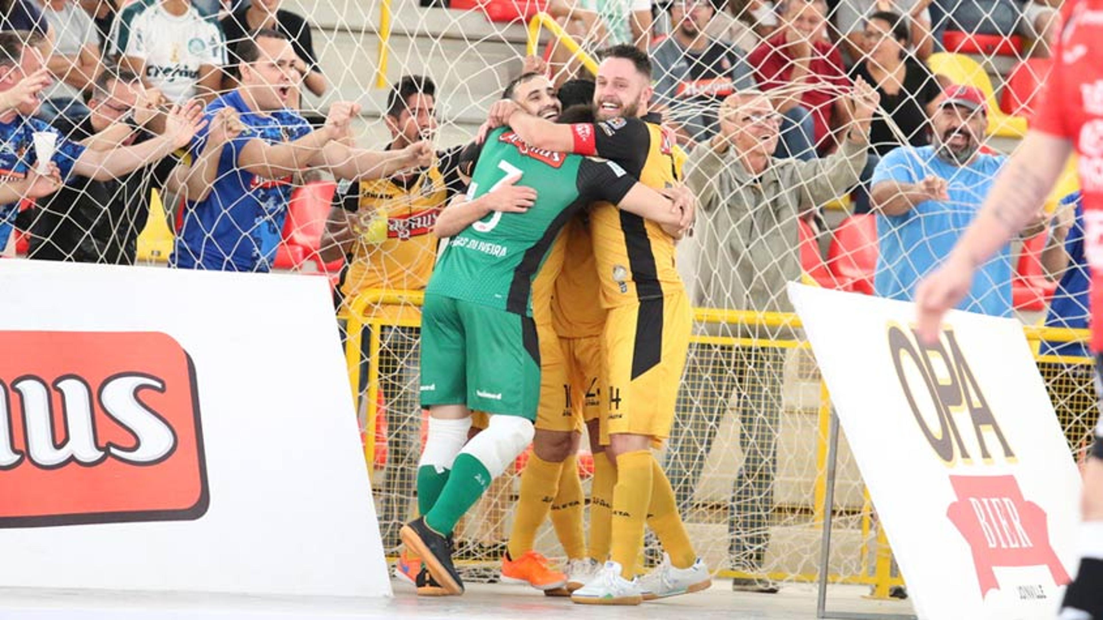 TV Brasil reprisa goleada do Magnus contra o Jaraguá pela Liga Nacional de Futsal 2019