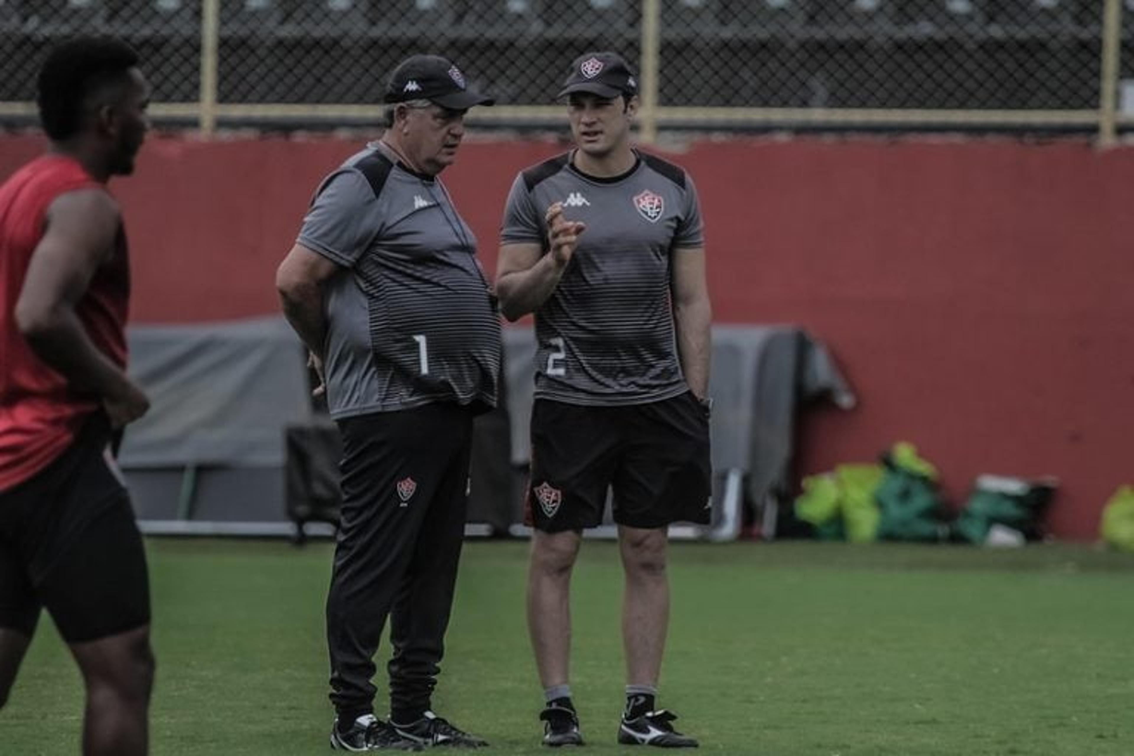 Caiu! Técnico Geninho é demitido do Vitória