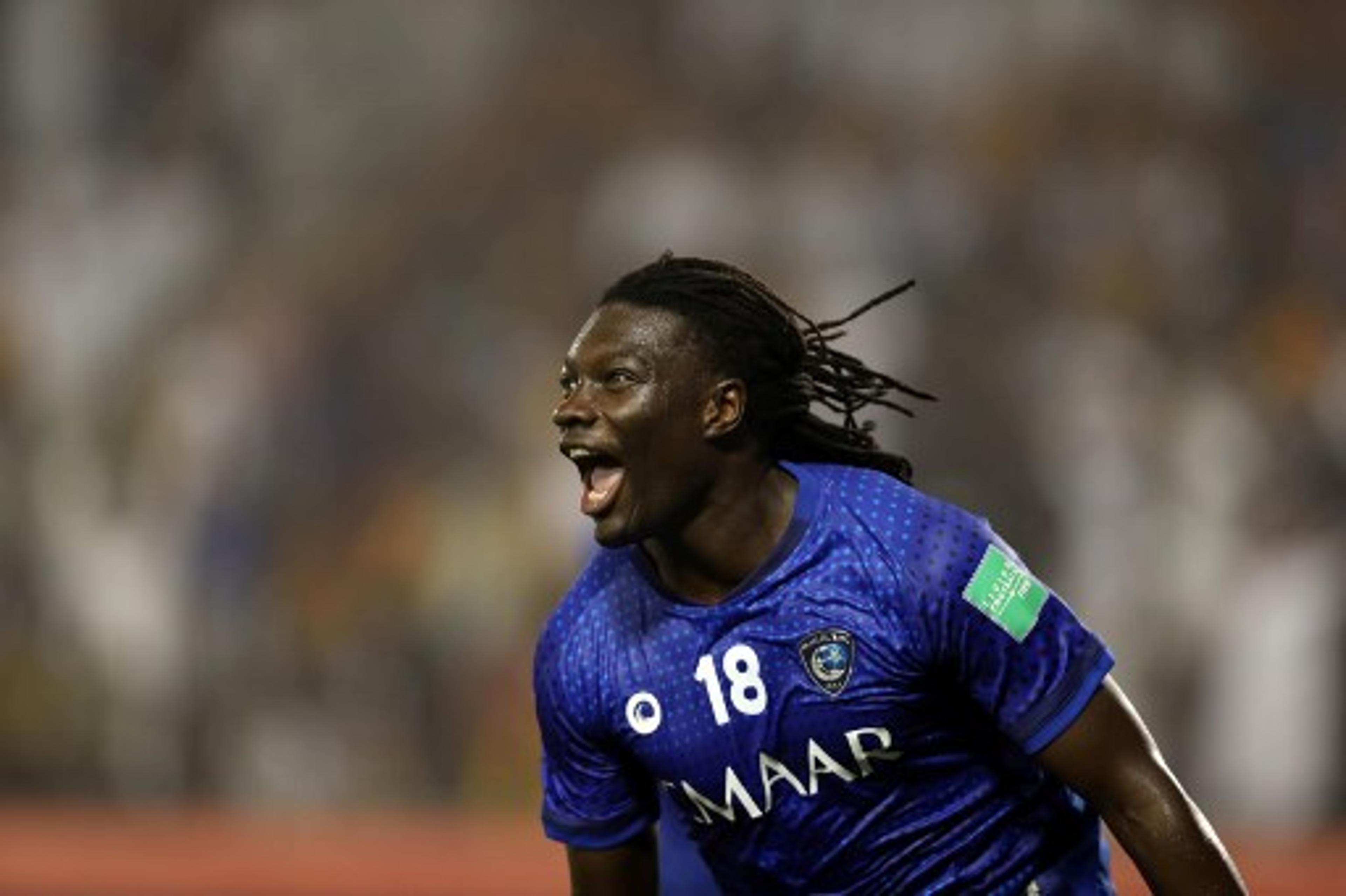 Gomis explica comemoração em frente ao elenco do Flamengo e exalta Jorge Jesus: ‘Um pai para mim’