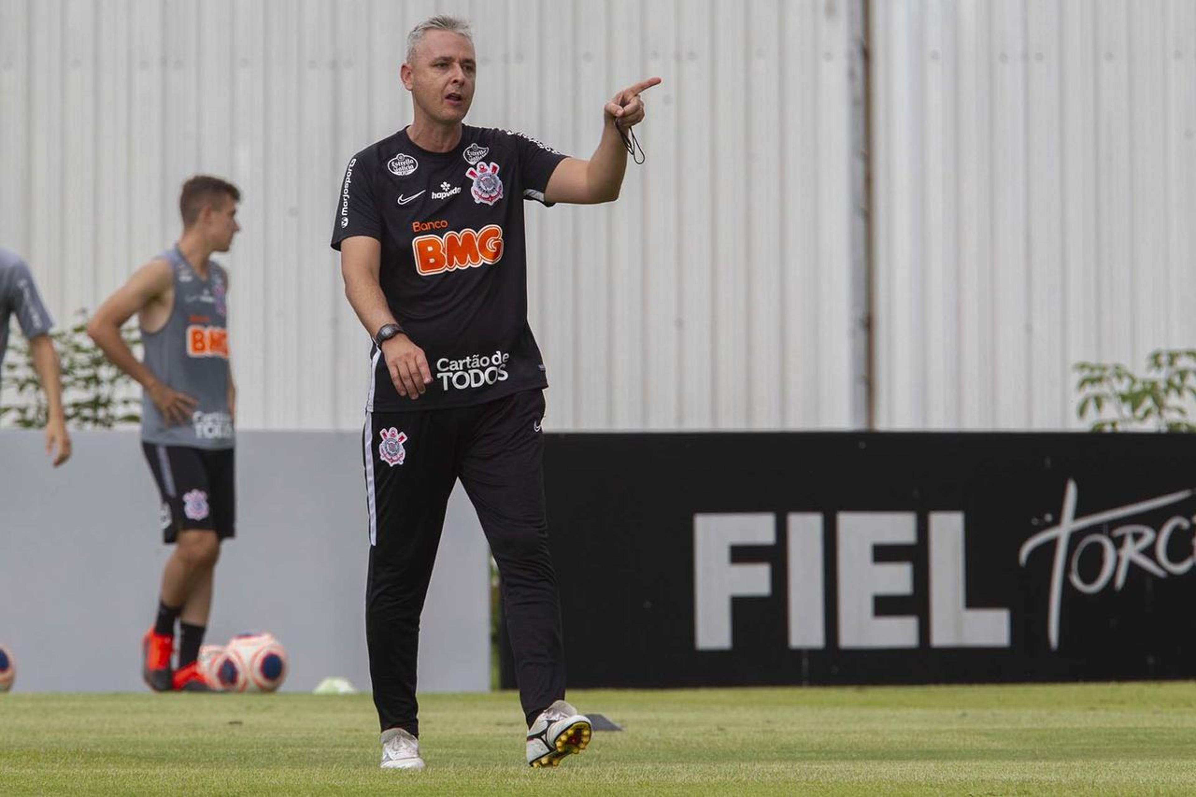 Na Flórida, Tiago Nunes começa a escrever sua história no Corinthians