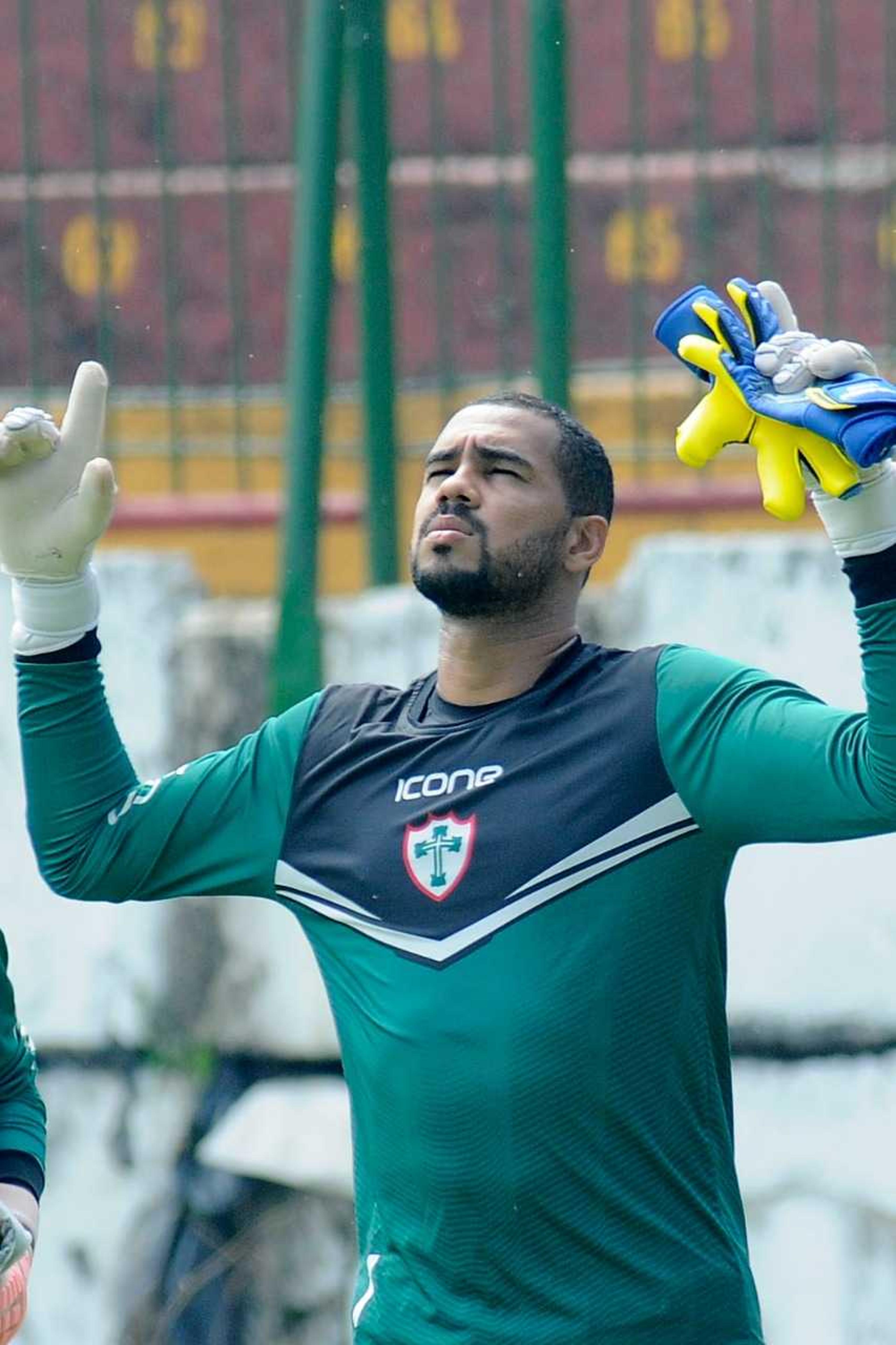 Dida, goleiro da Portuguesa, comenta sobre expectativa para a temporada