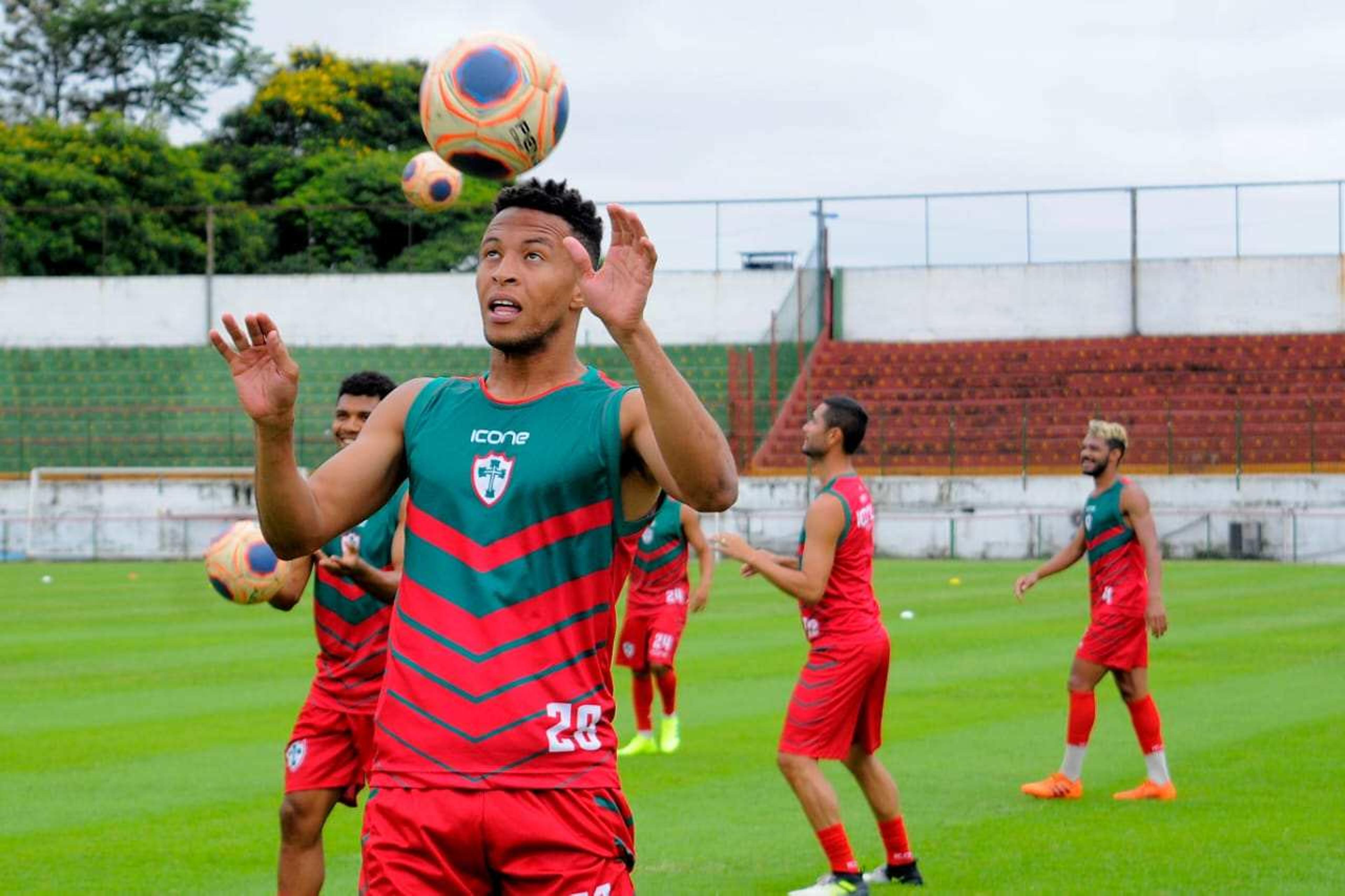 Portuguesa anuncia a contratação do zagueiro Alex Flávio, ex-Cruzeiro