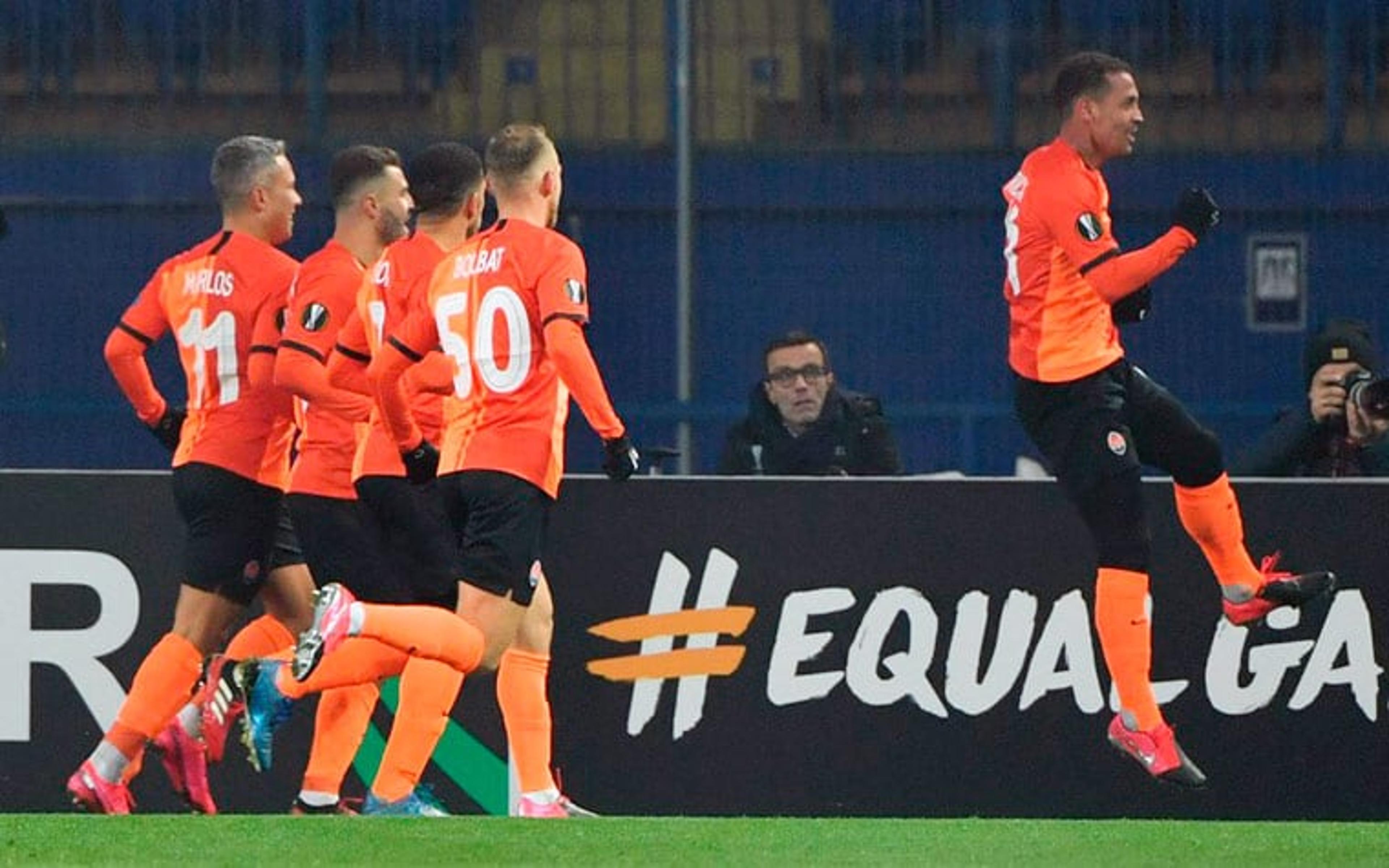 Com gol de Alan Patrick, Shakhtar bate o Benfica pela Liga Europa