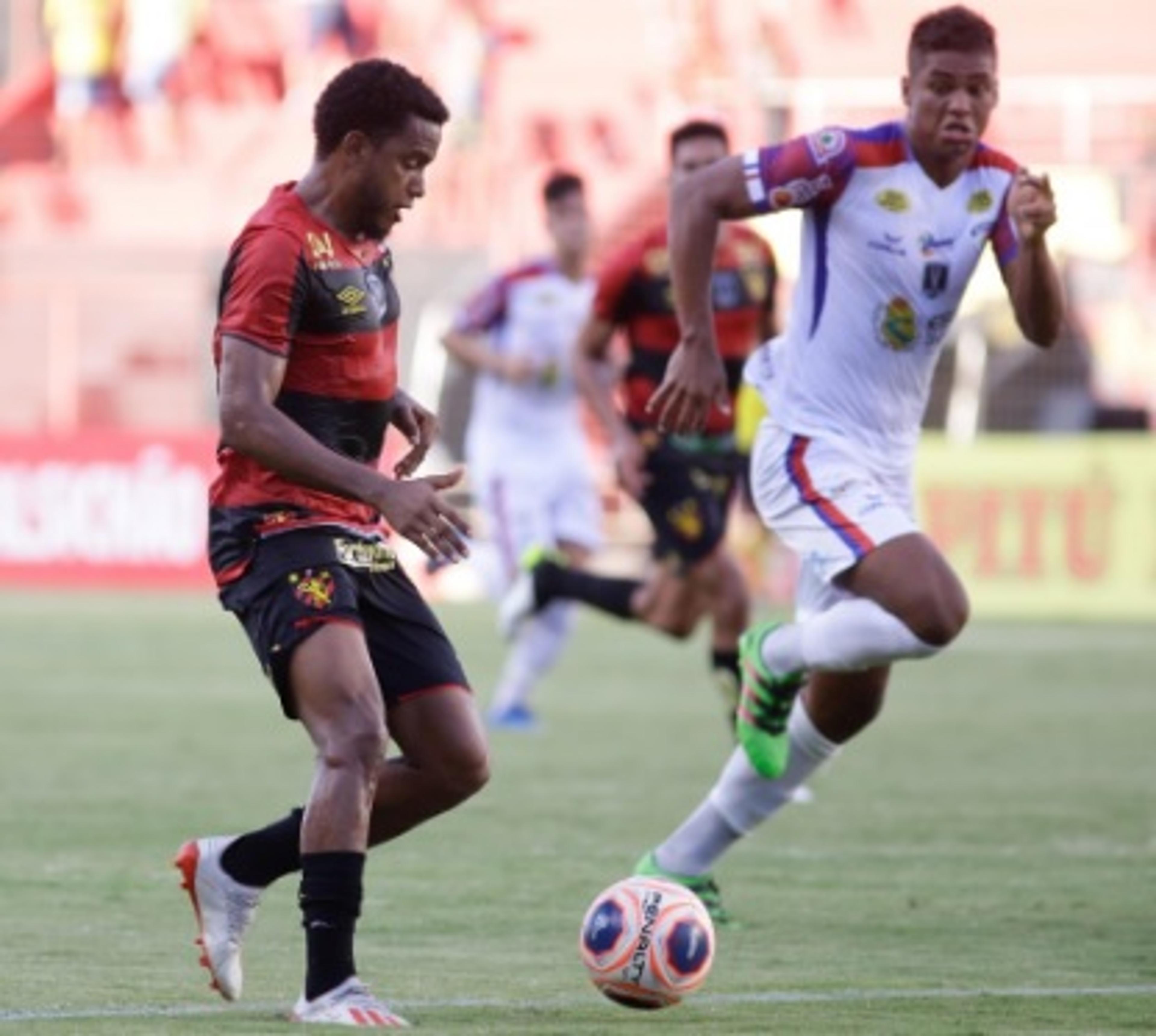 Titular novamente, Rithely comemora goleada e espera sequência positiva no Sport