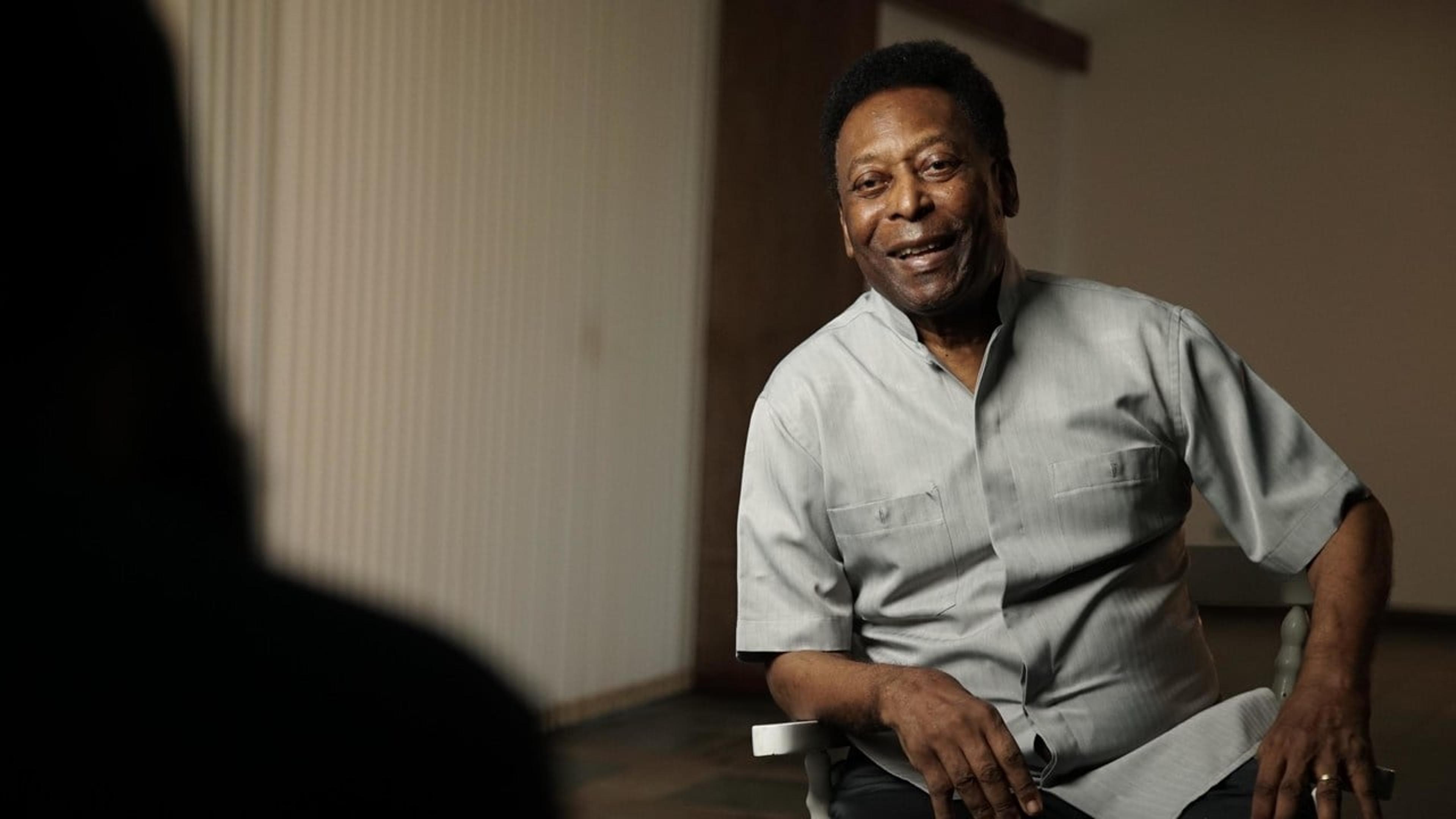 VÍDEO: Pelé manda mensagem ao elenco do Santos antes da final: ‘Queria estar lá dentro ajudando’