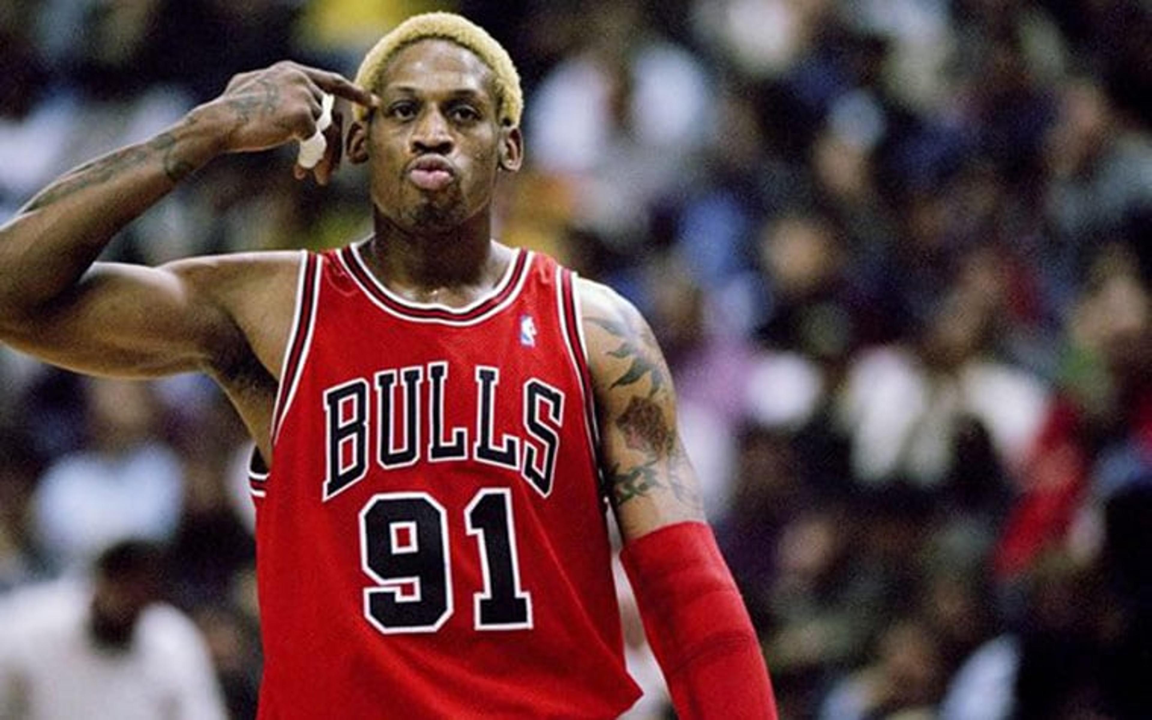 Lembre as polêmicas de Dennis Rodman, o “Verme” que roubava a cena nos Bulls