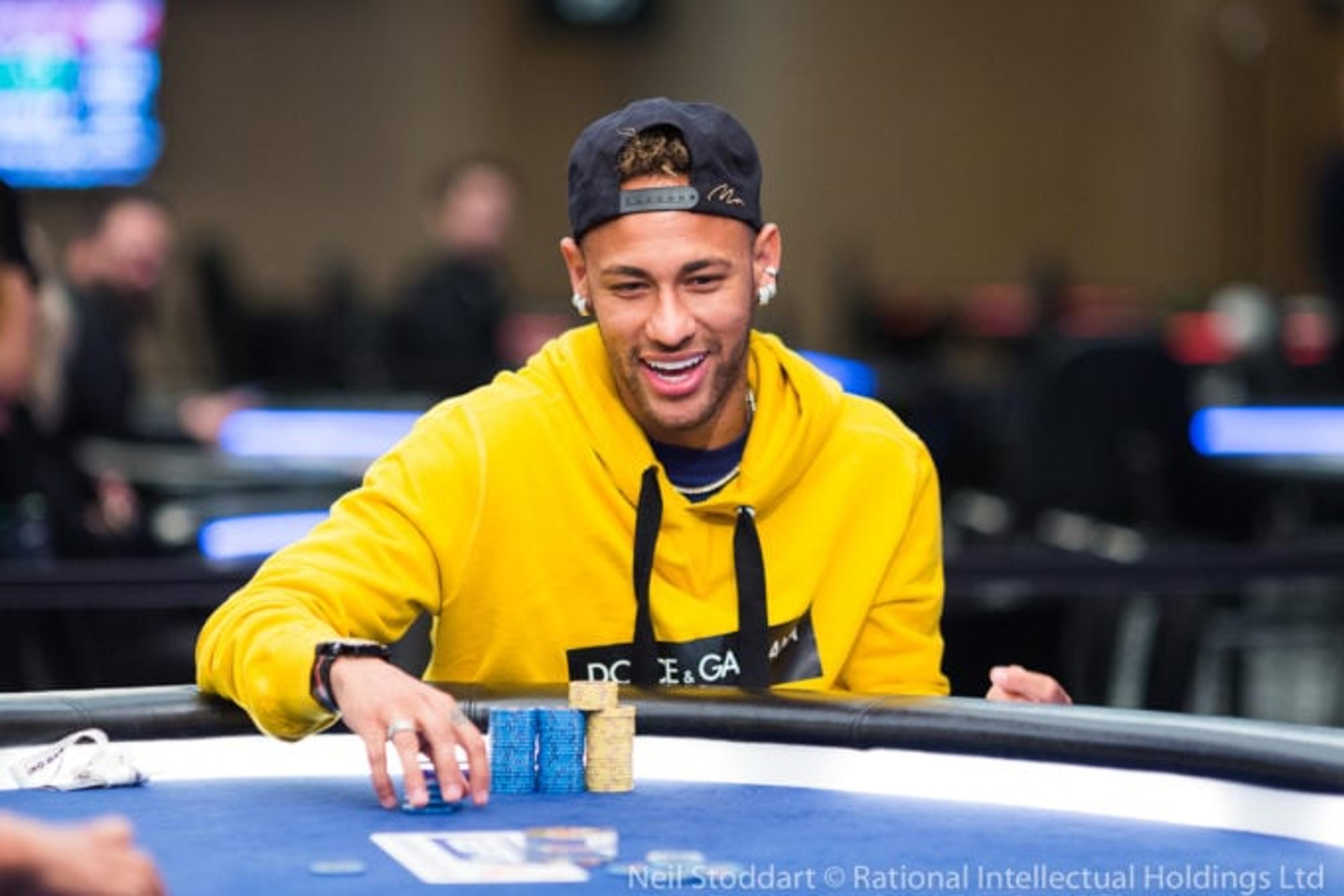 Neymar obtém 3º lugar em torneio de pôquer e leva prêmio de R$ 37 mil