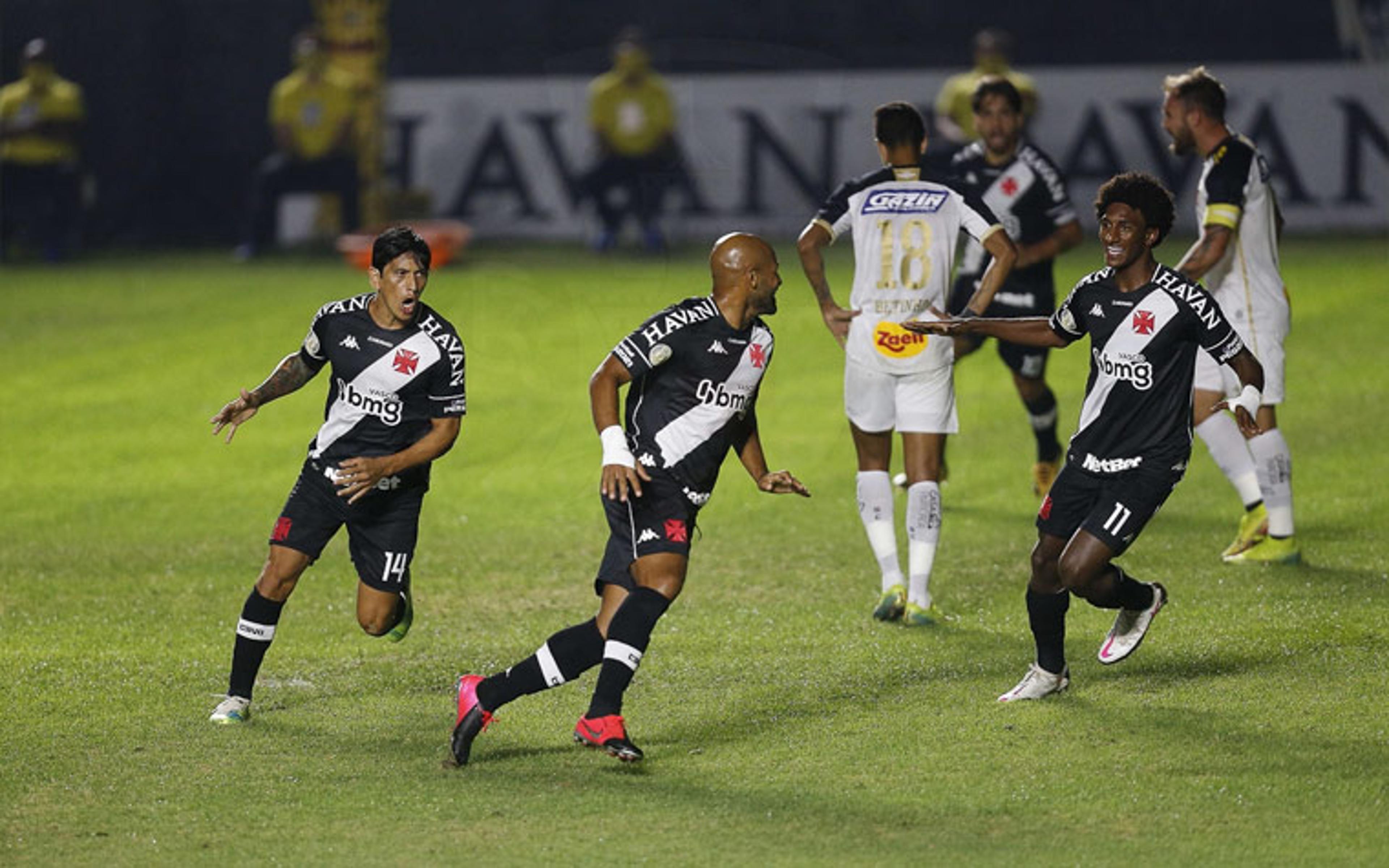 Fellipe Bastos brilha e Vasco vence Sport em estreia no Brasileirão